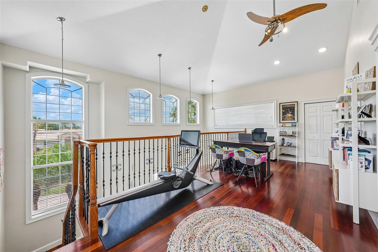 St Petersburg, Florida, 33703, United States, 5 Bedrooms Bedrooms, ,3 BathroomsBathrooms,Residential,Active,2051998