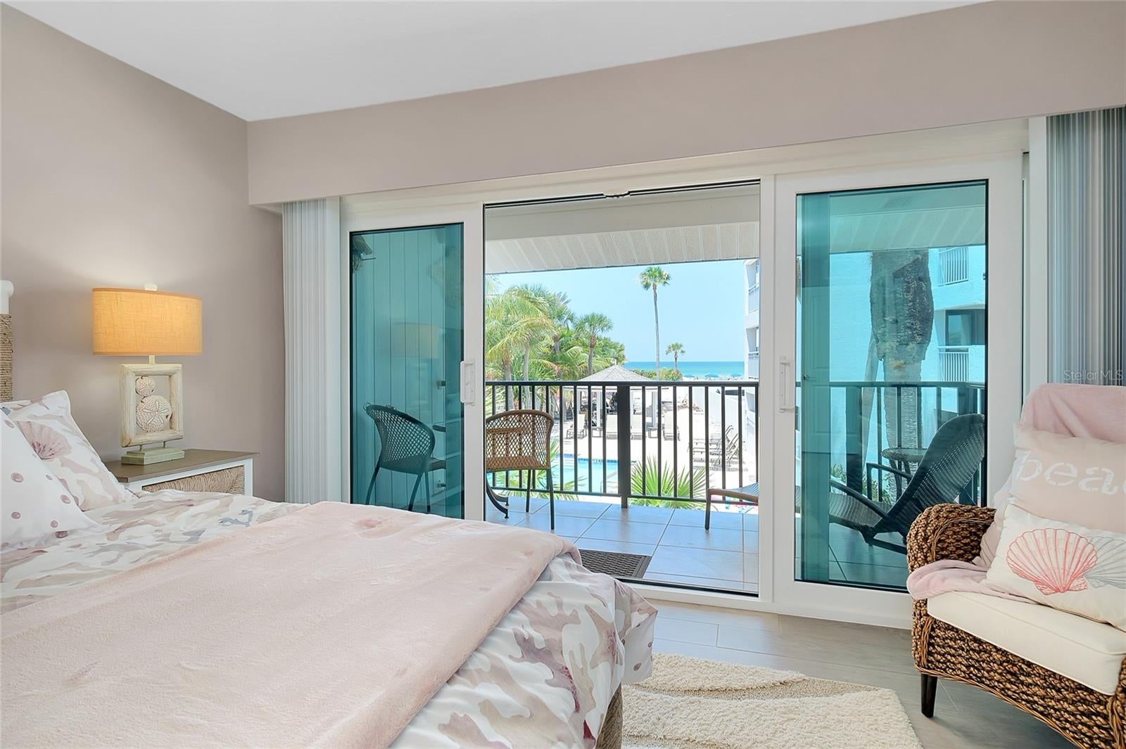 Sarasota, Florida, 34242, United States, 3 Bedrooms Bedrooms, ,2 BathroomsBathrooms,Residential,Active,1987232