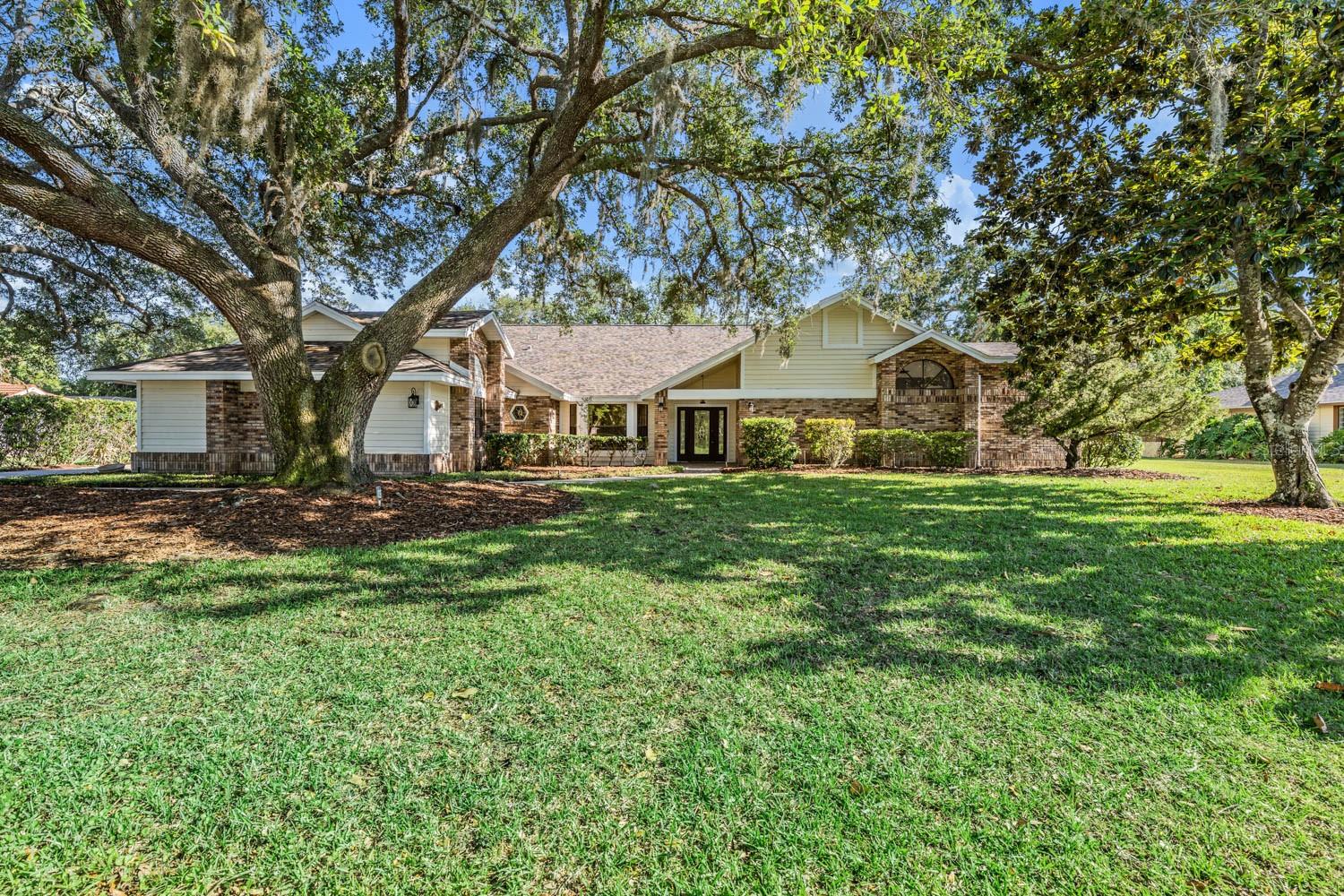 Tarpon Springs, Florida, 34688, United States, 4 Bedrooms Bedrooms, ,4 BathroomsBathrooms,Residential,Active,2044985