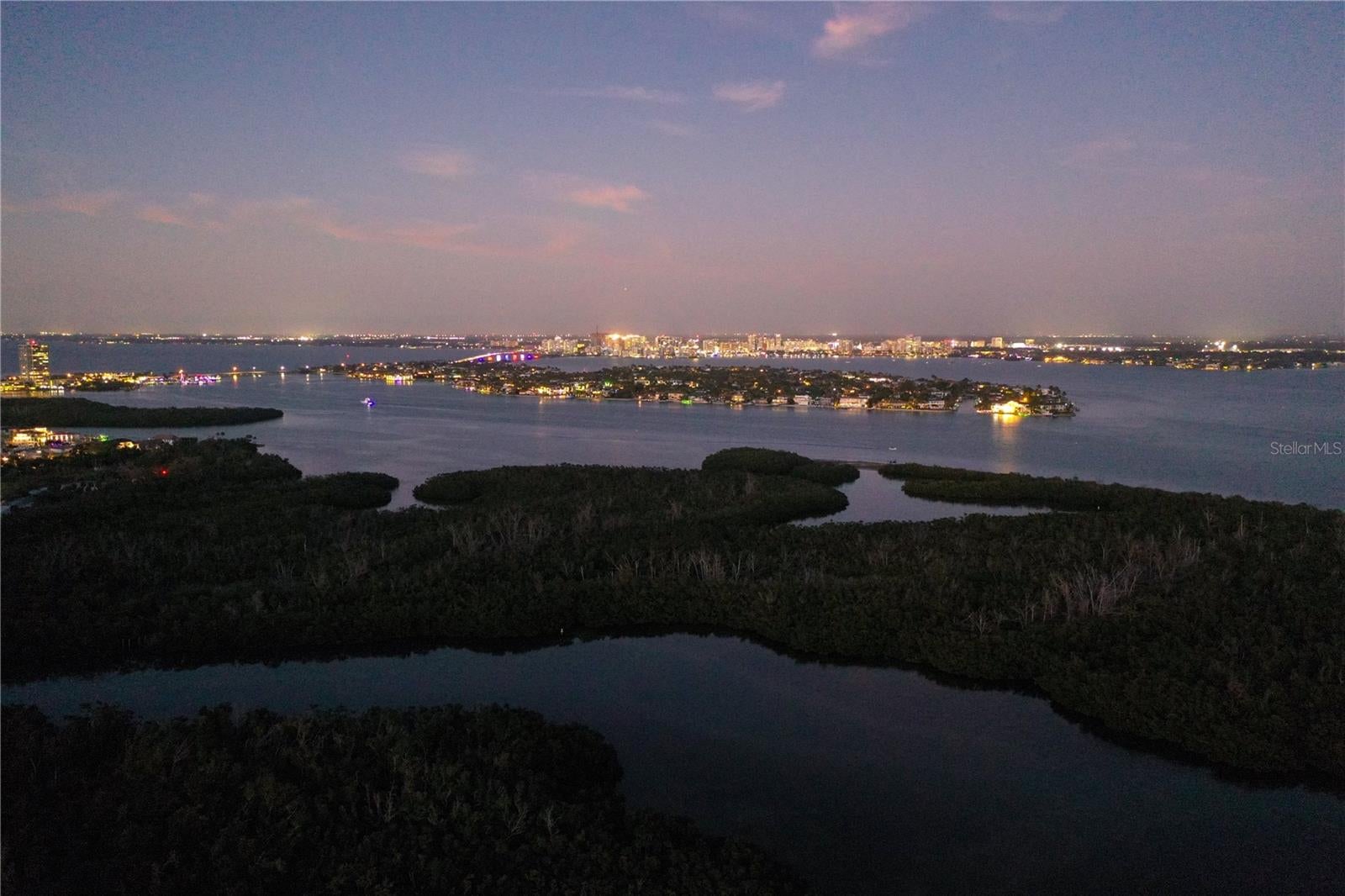 Sarasota, Florida, 34236, United States, 2 Bedrooms Bedrooms, ,2 BathroomsBathrooms,Residential,Active,2007204