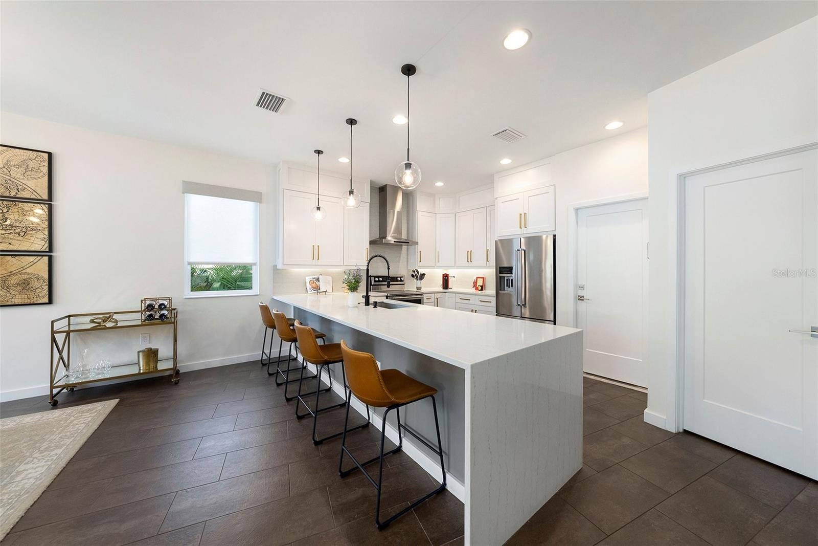 Tampa, Florida, 33629, United States, 4 Bedrooms Bedrooms, ,3 BathroomsBathrooms,Residential,Active,1914639