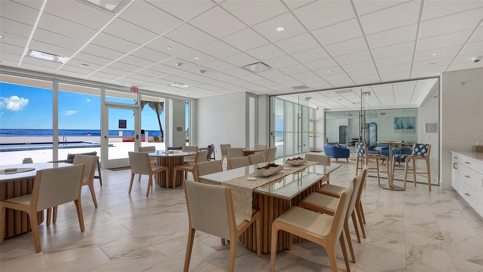 Sarasota, Florida, 34236, United States, 2 Bedrooms Bedrooms, ,2 BathroomsBathrooms,Residential,Active,2007204