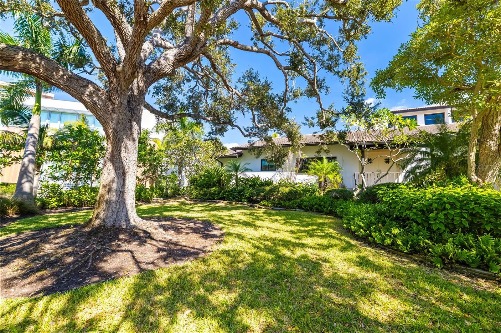 Longboat Key, Florida, 34228, United States, 3 Bedrooms Bedrooms, ,4 BathroomsBathrooms,Residential,Active,1995265