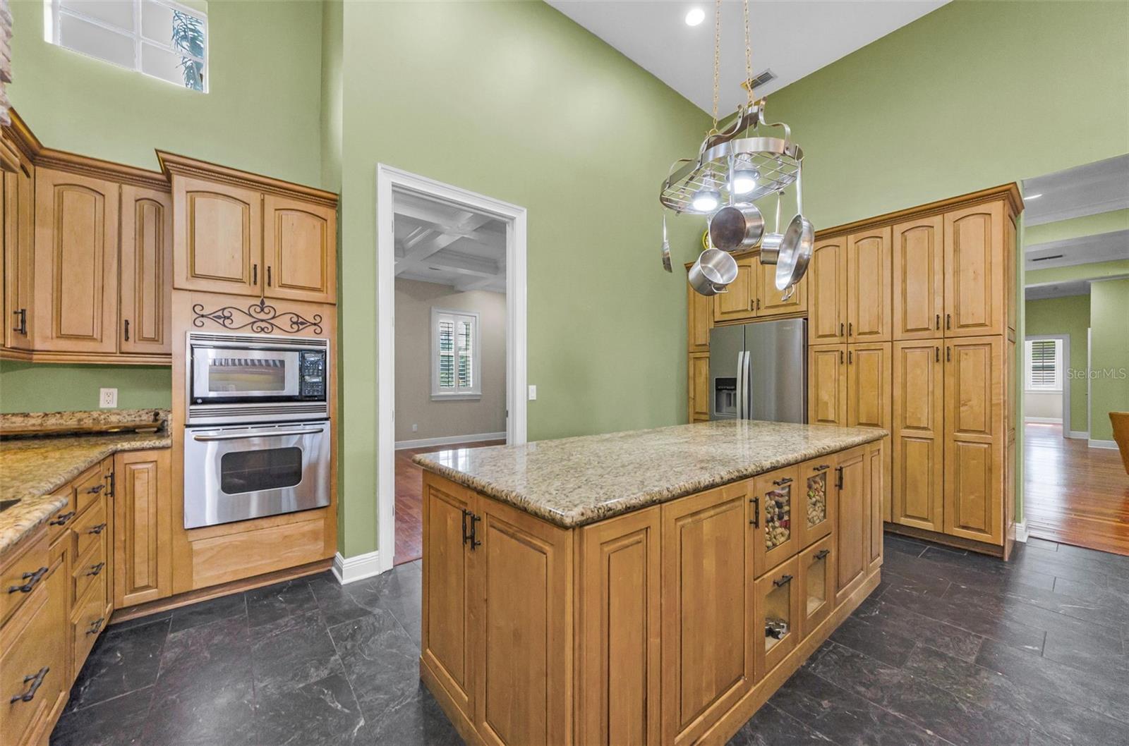 Holiday, Florida, 34691, United States, 4 Bedrooms Bedrooms, ,4 BathroomsBathrooms,Residential,Active,1961940