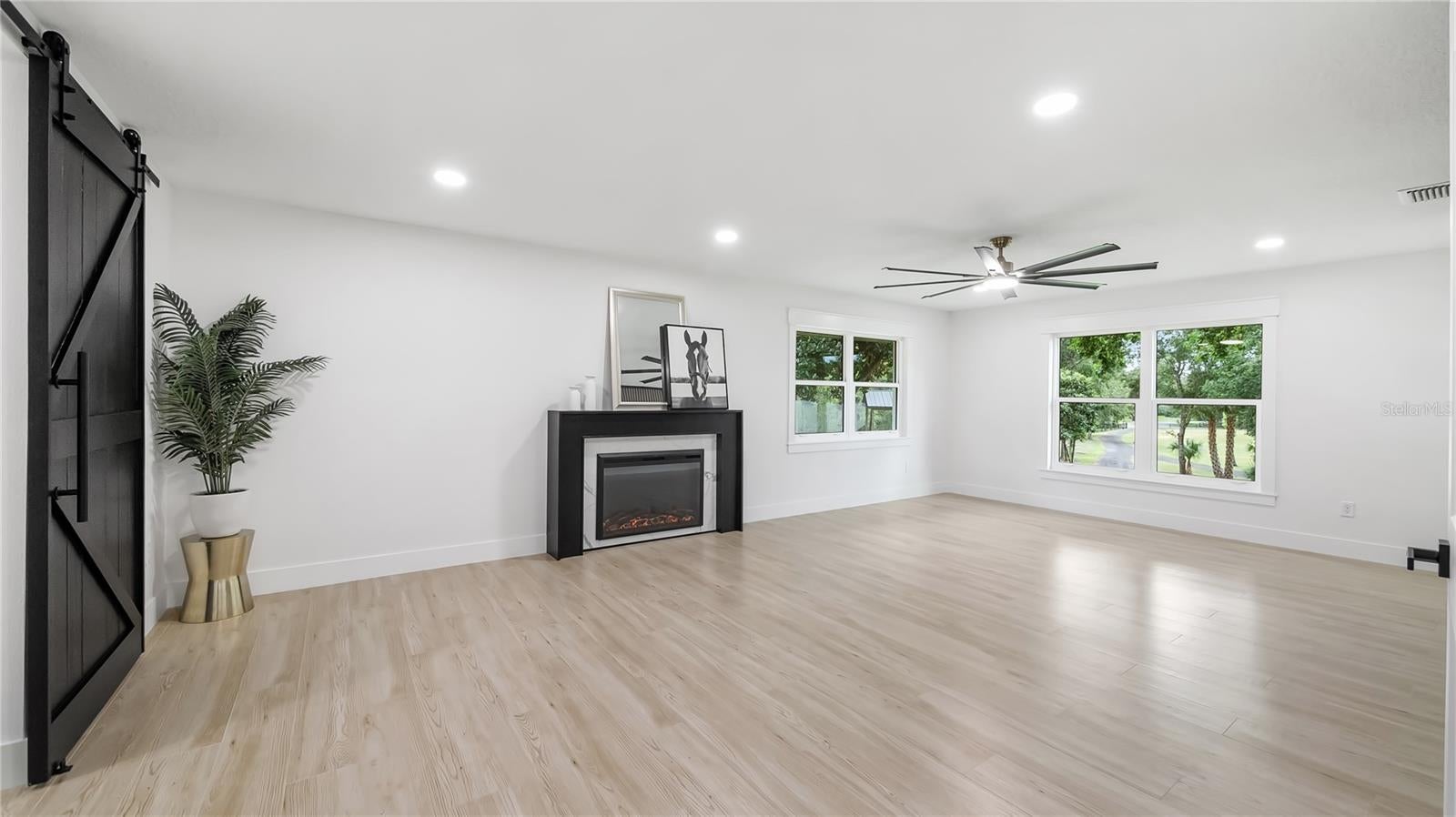 Montverde, Florida, 34756, United States, 4 Bedrooms Bedrooms, ,3 BathroomsBathrooms,Residential,Active,1904751
