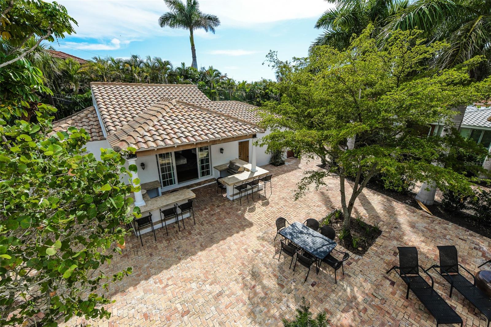Sarasota, Florida, 34236, United States, 4 Bedrooms Bedrooms, ,4 BathroomsBathrooms,Residential,Active,2045025