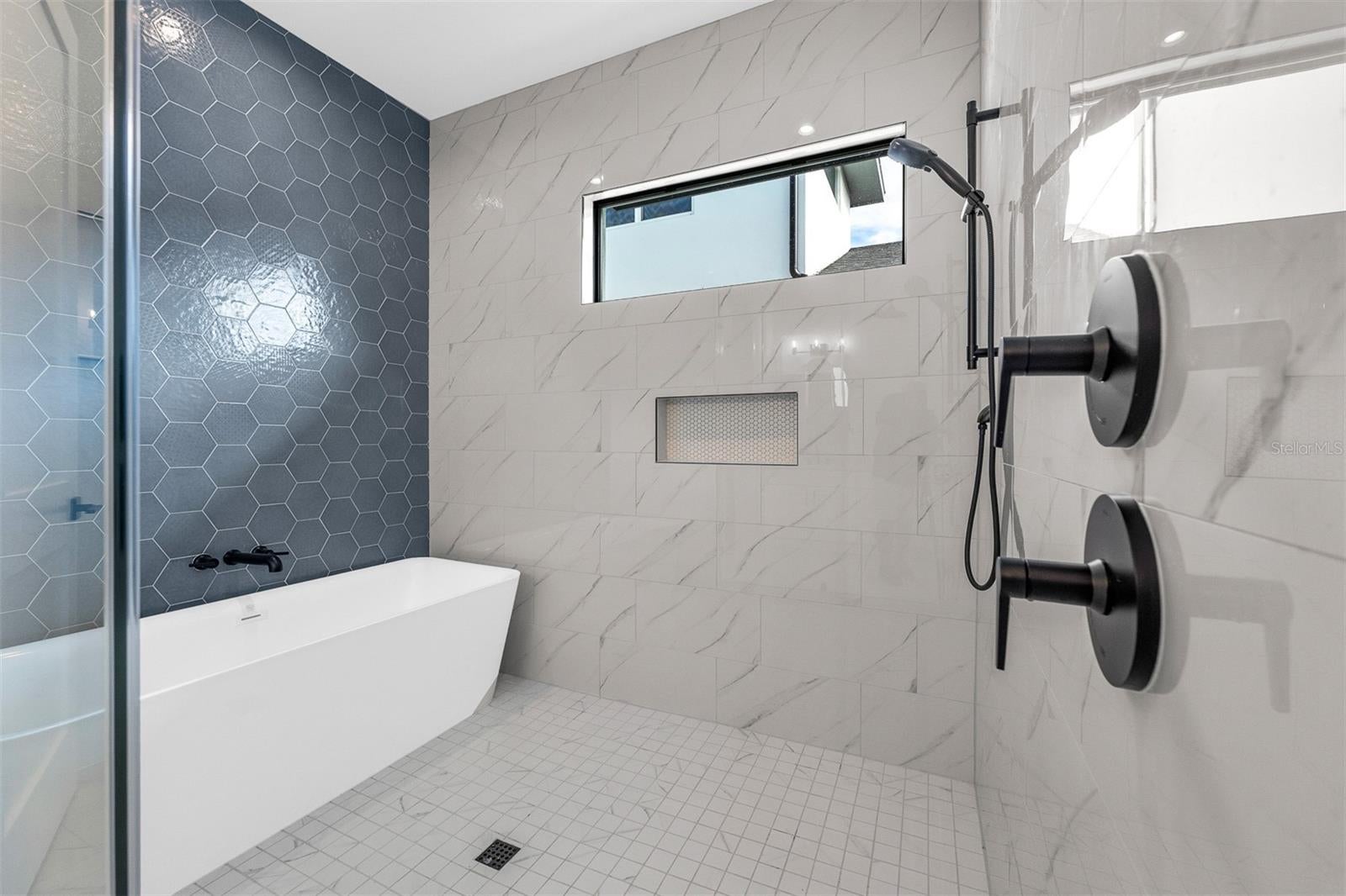 Orlando, Florida, 32804, United States, 4 Bedrooms Bedrooms, ,4 BathroomsBathrooms,Residential,Active,1992252