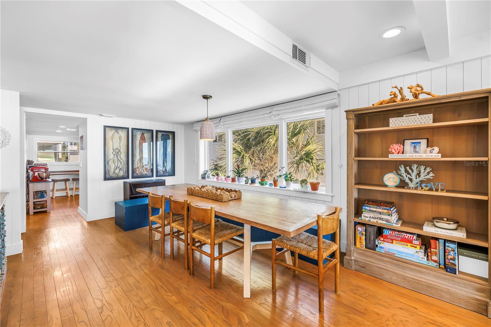 Treasure Island, Florida, 33706, United States, 3 Bedrooms Bedrooms, ,3 BathroomsBathrooms,Residential,Active,1988464