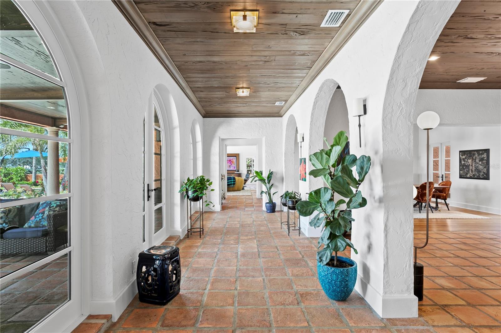 St Petersburg, Florida, 33704, United States, 6 Bedrooms Bedrooms, ,7 BathroomsBathrooms,Residential,Active,1871834