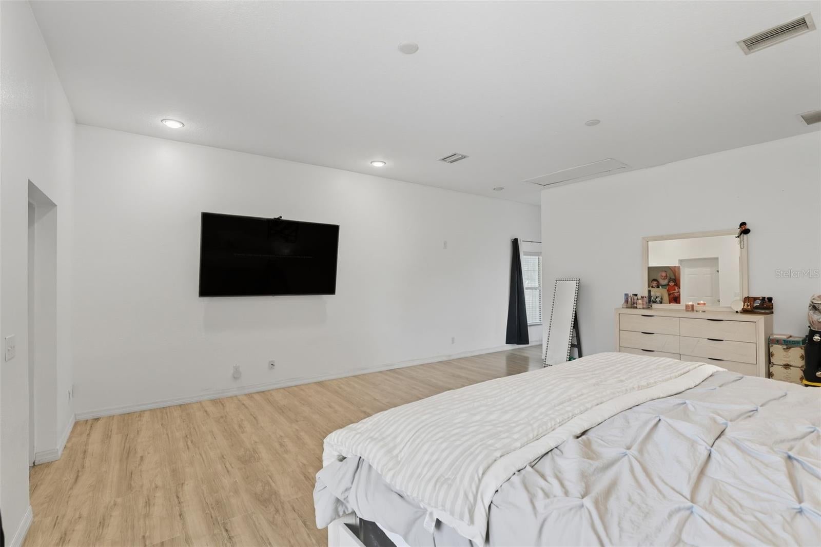 Orlando, Florida, 32809, United States, 3 Bedrooms Bedrooms, ,3 BathroomsBathrooms,Residential,Active,1954426