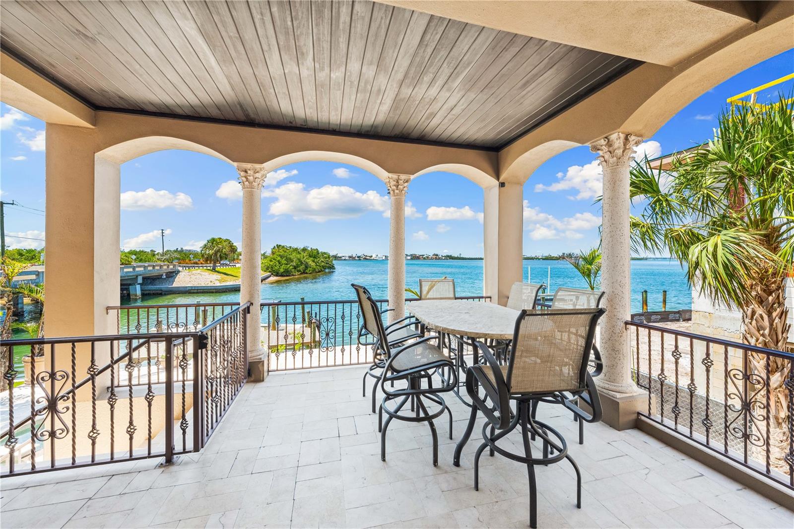 Sarasota, Florida, 34236, United States, 5 Bedrooms Bedrooms, ,6 BathroomsBathrooms,Residential,Active,1834475