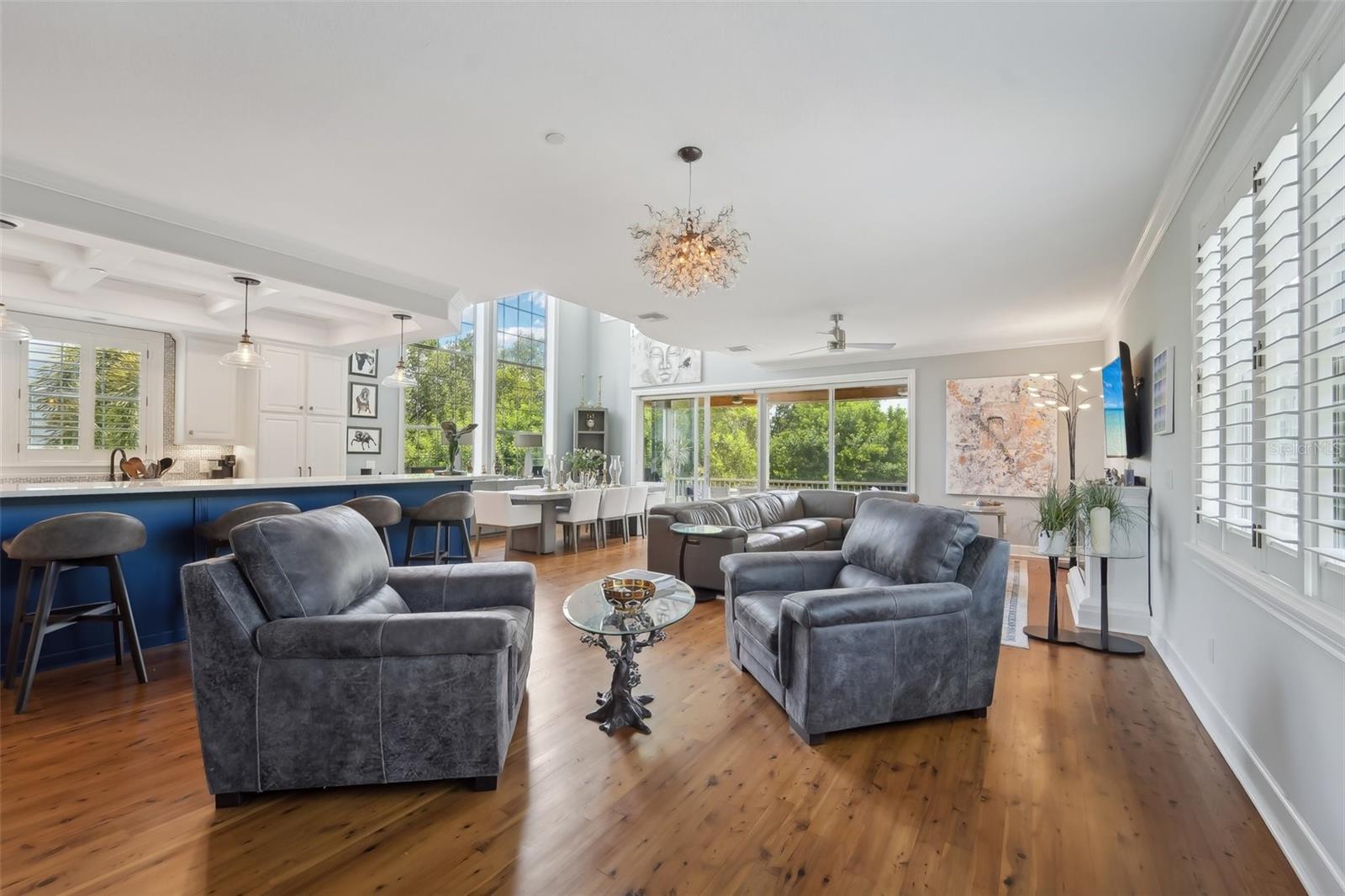 Longboat Key, Florida, 34228, United States, 3 Bedrooms Bedrooms, ,3 BathroomsBathrooms,Residential,Active,1993956