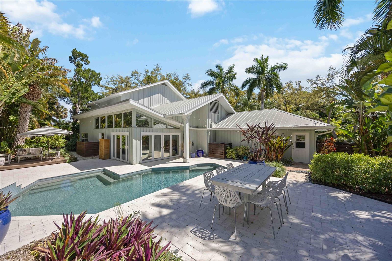 Sarasota, Florida, 34231, United States, 4 Bedrooms Bedrooms, ,4 BathroomsBathrooms,Residential,Active,2025612