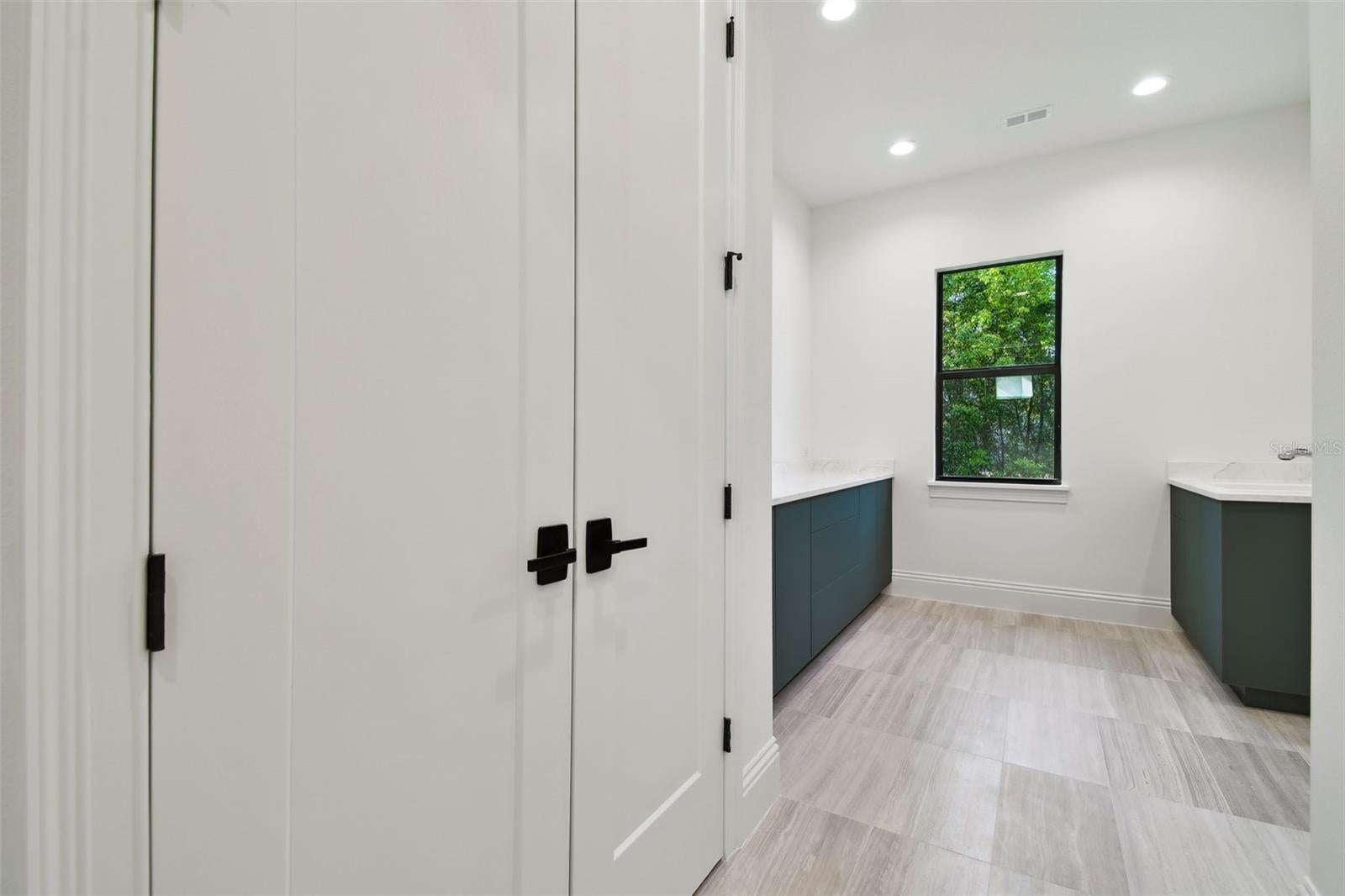 Lutz, Florida, 33549, United States, 4 Bedrooms Bedrooms, ,5 BathroomsBathrooms,Residential,Active,2035686