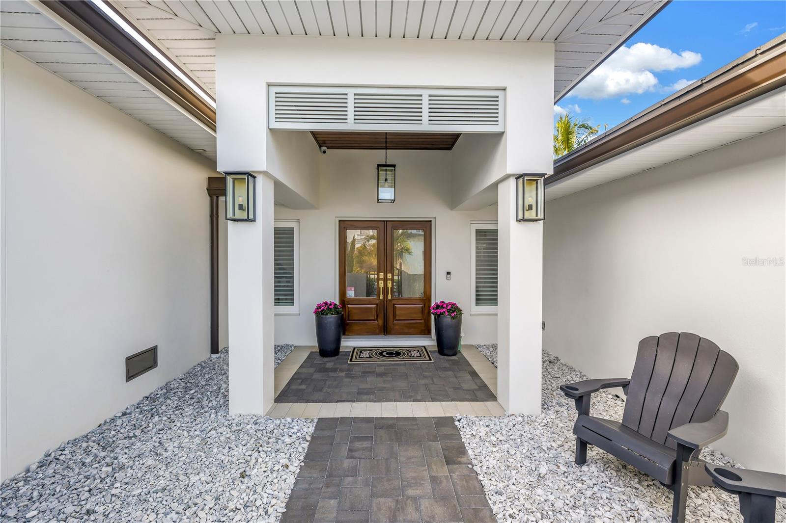 St Petersburg, Florida, 33704, United States, 4 Bedrooms Bedrooms, ,3 BathroomsBathrooms,Residential,Active,2009411