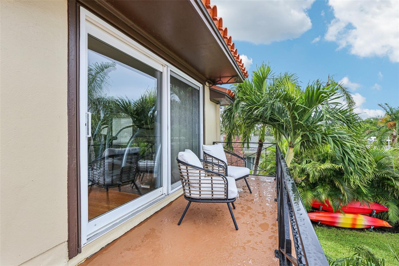 St Petersburg, Florida, 33705, United States, 4 Bedrooms Bedrooms, ,4 BathroomsBathrooms,Residential,Active,1927682