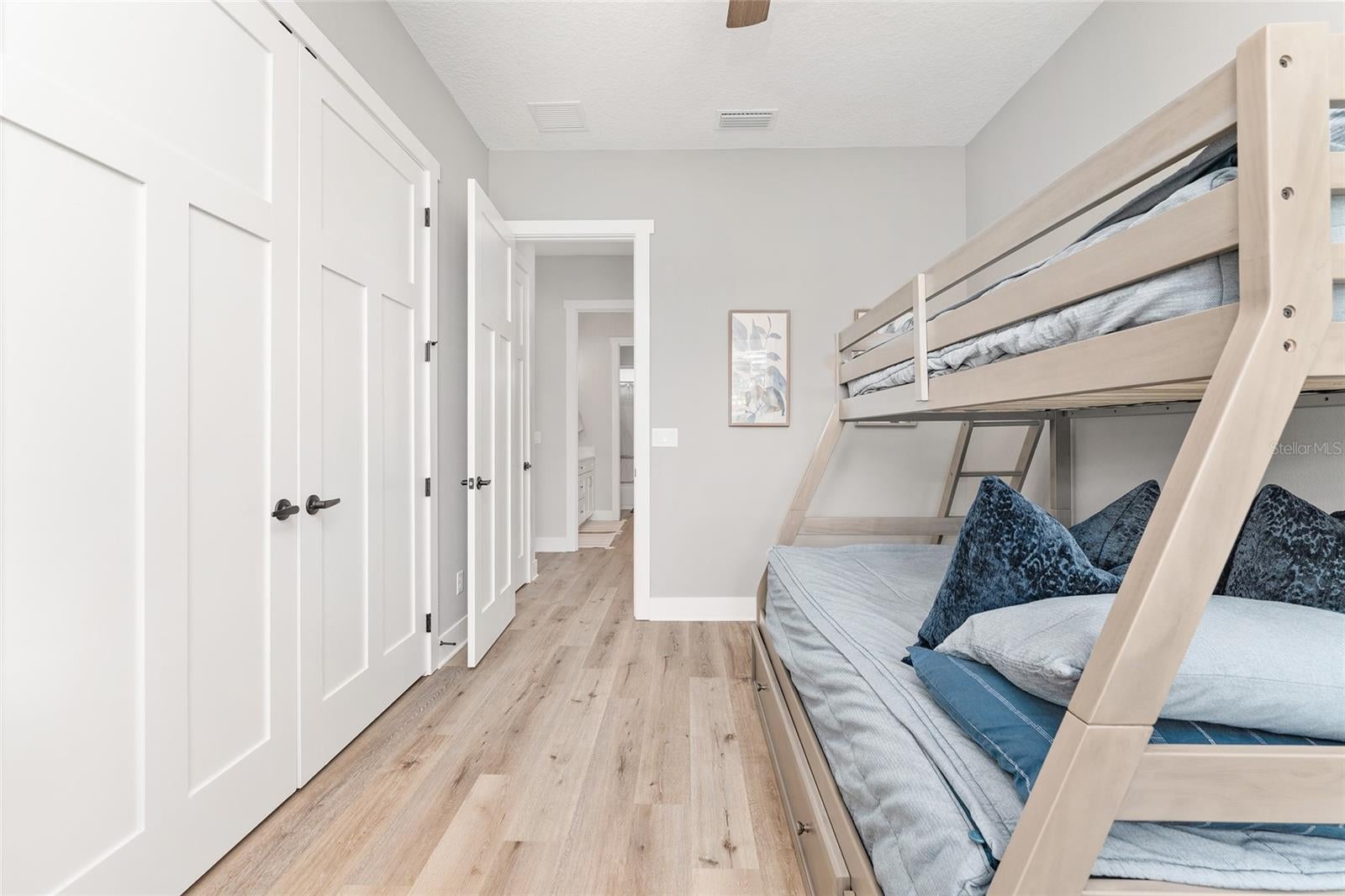 Oxford, Florida, 34484, United States, 4 Bedrooms Bedrooms, ,3 BathroomsBathrooms,Residential,Active,1936399