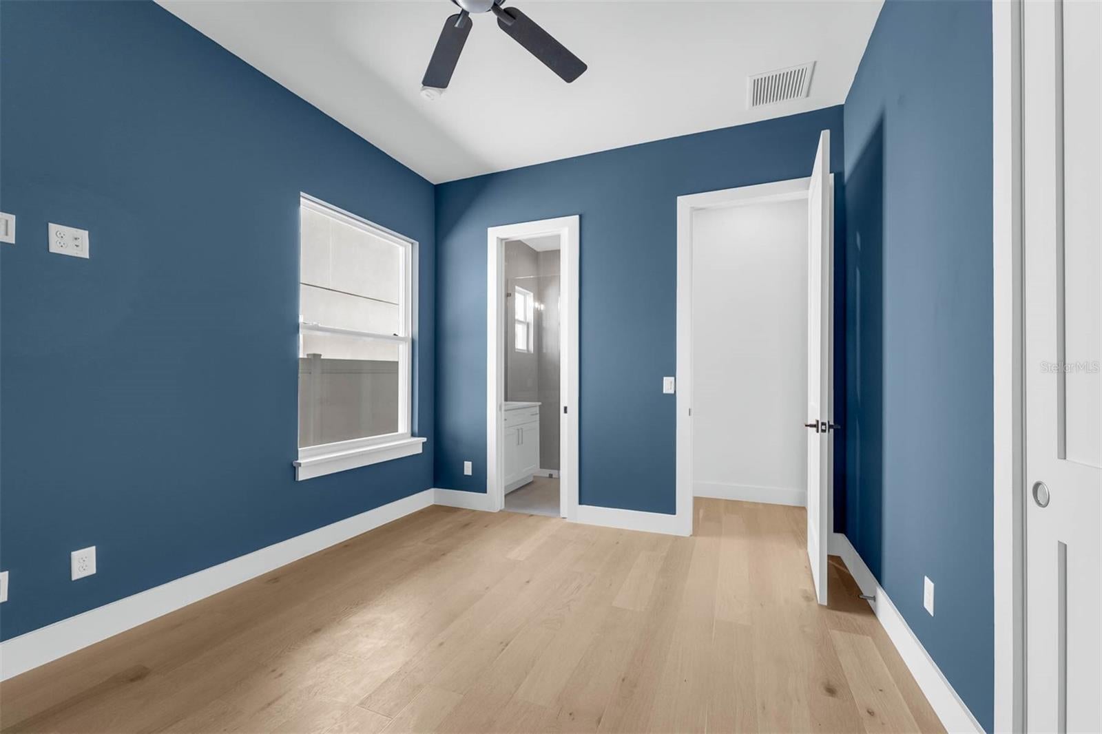 Orlando, Florida, 32804, United States, 4 Bedrooms Bedrooms, ,4 BathroomsBathrooms,Residential,Active,2011439