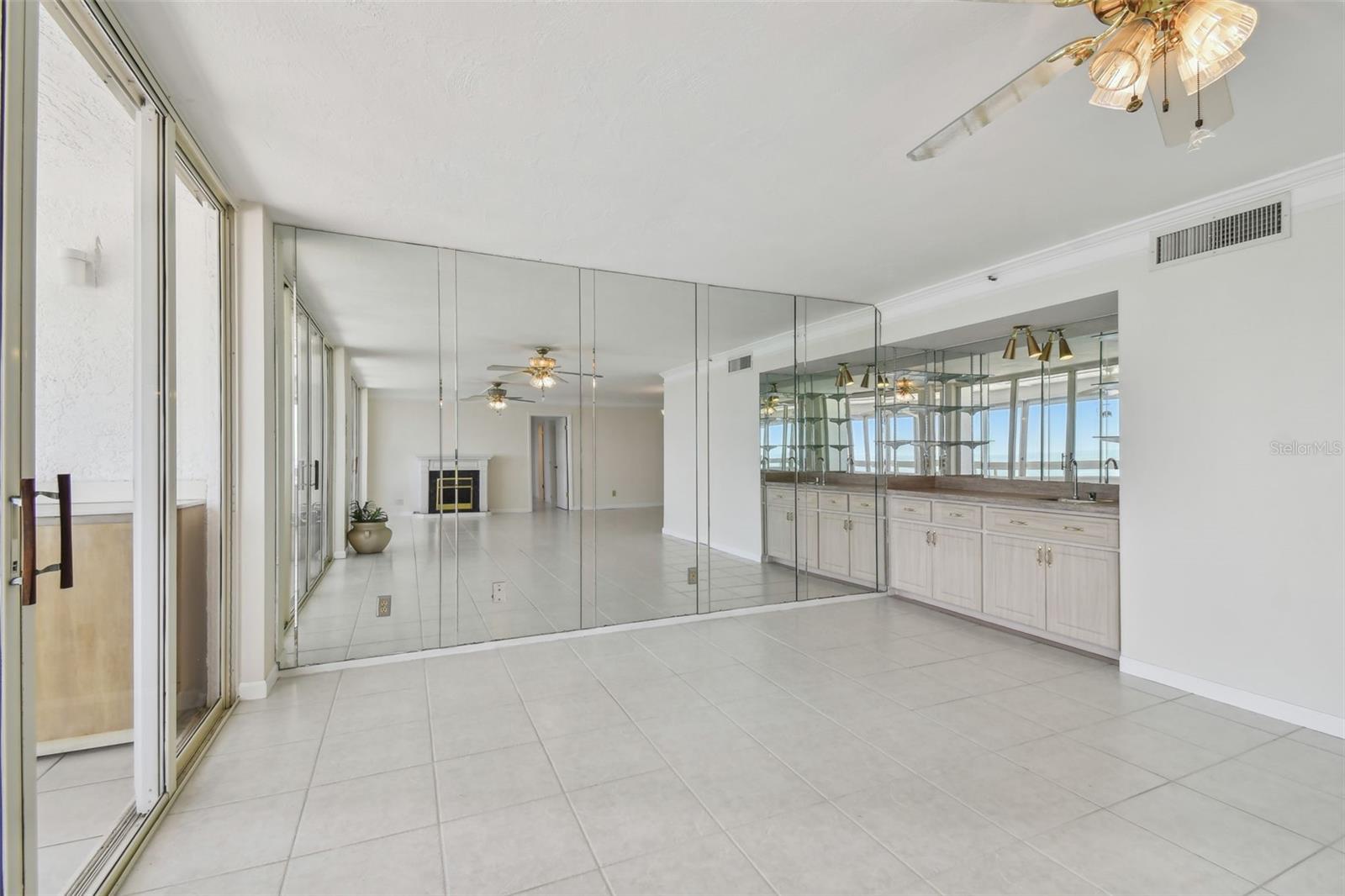 Redington Shores, Florida, 33708, United States, ,3 BathroomsBathrooms,Residential,Active,1824910