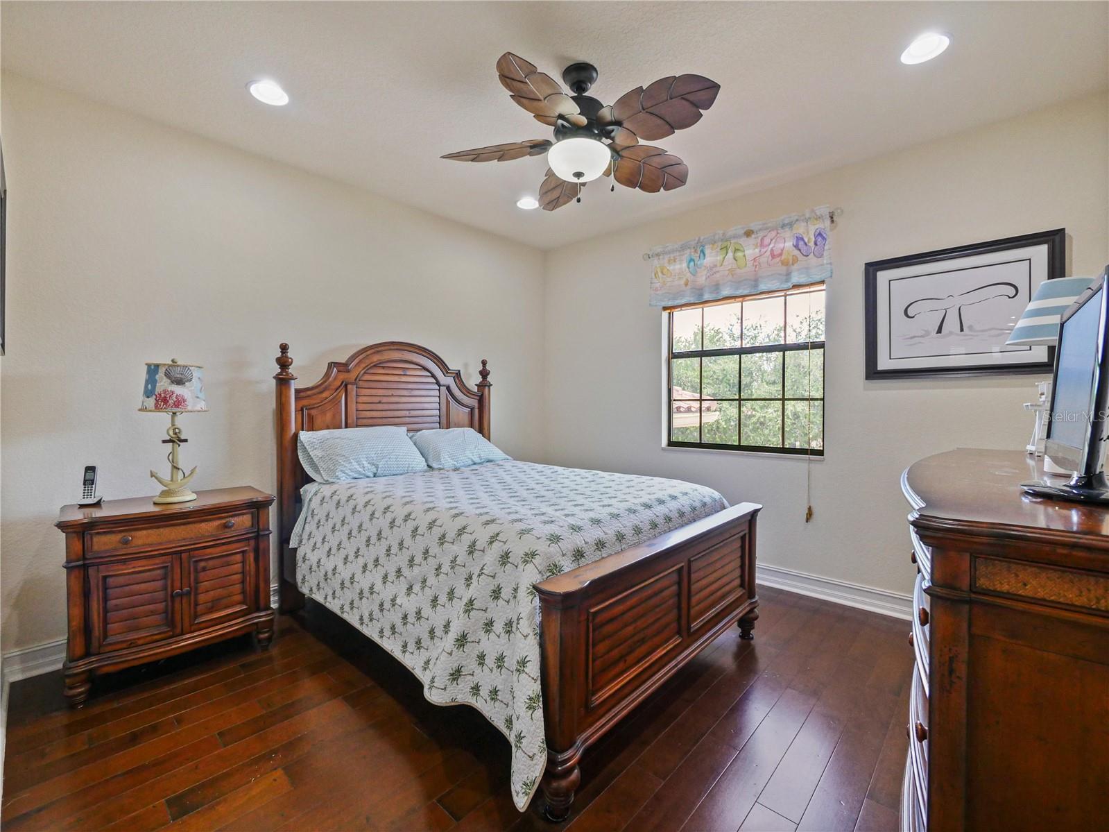 Orlando, Florida, 32832, United States, 5 Bedrooms Bedrooms, ,4 BathroomsBathrooms,Residential,Active,1894191