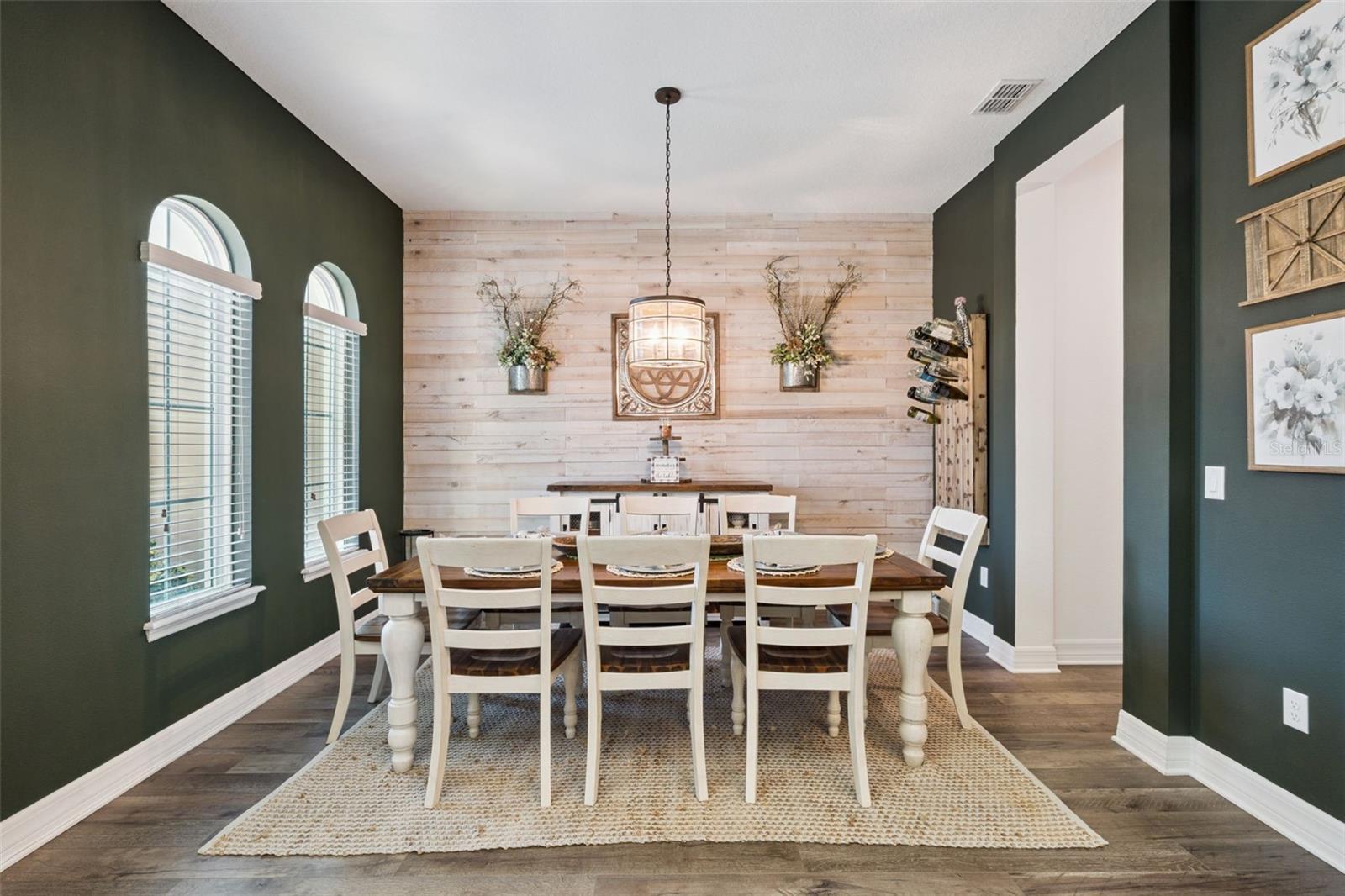 Oviedo, Florida, 32765, United States, 7 Bedrooms Bedrooms, ,4 BathroomsBathrooms,Residential,Active,1987230