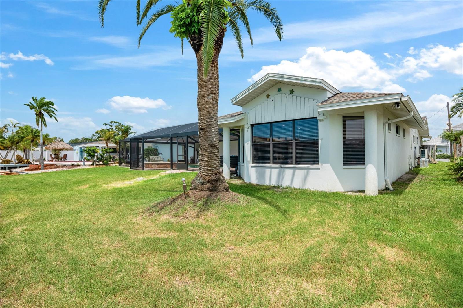 Clearwater Beach, Florida, 33767, United States, 3 Bedrooms Bedrooms, ,2 BathroomsBathrooms,Residential,Active,1894990