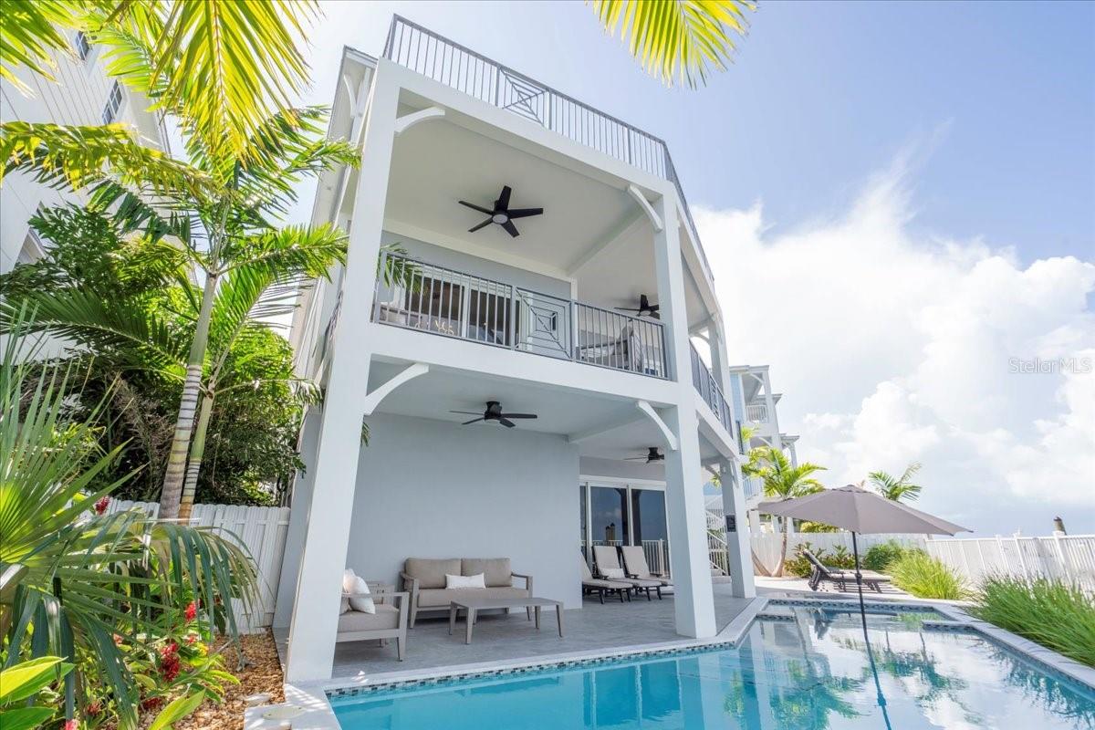 Marathon, Florida, 33050, United States, 5 Bedrooms Bedrooms, ,5 BathroomsBathrooms,Residential,Active,2011845