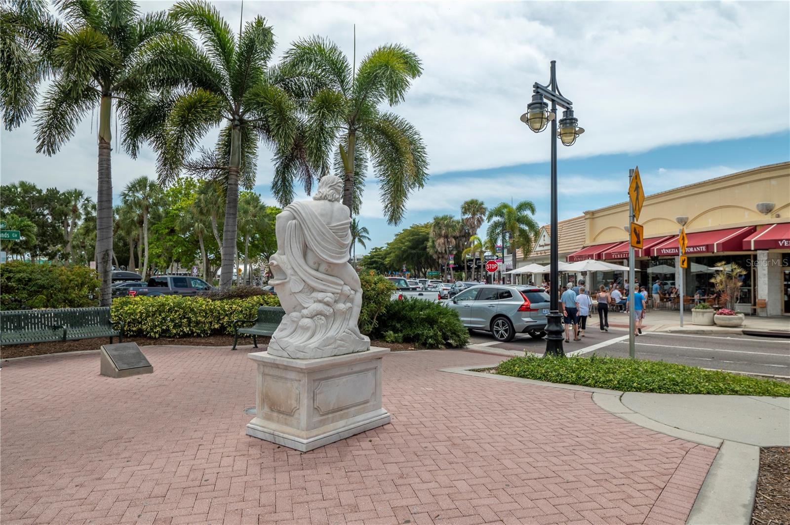 Longboat Key, Florida, 34228, United States, 3 Bedrooms Bedrooms, ,3 BathroomsBathrooms,Residential,Active,1702881