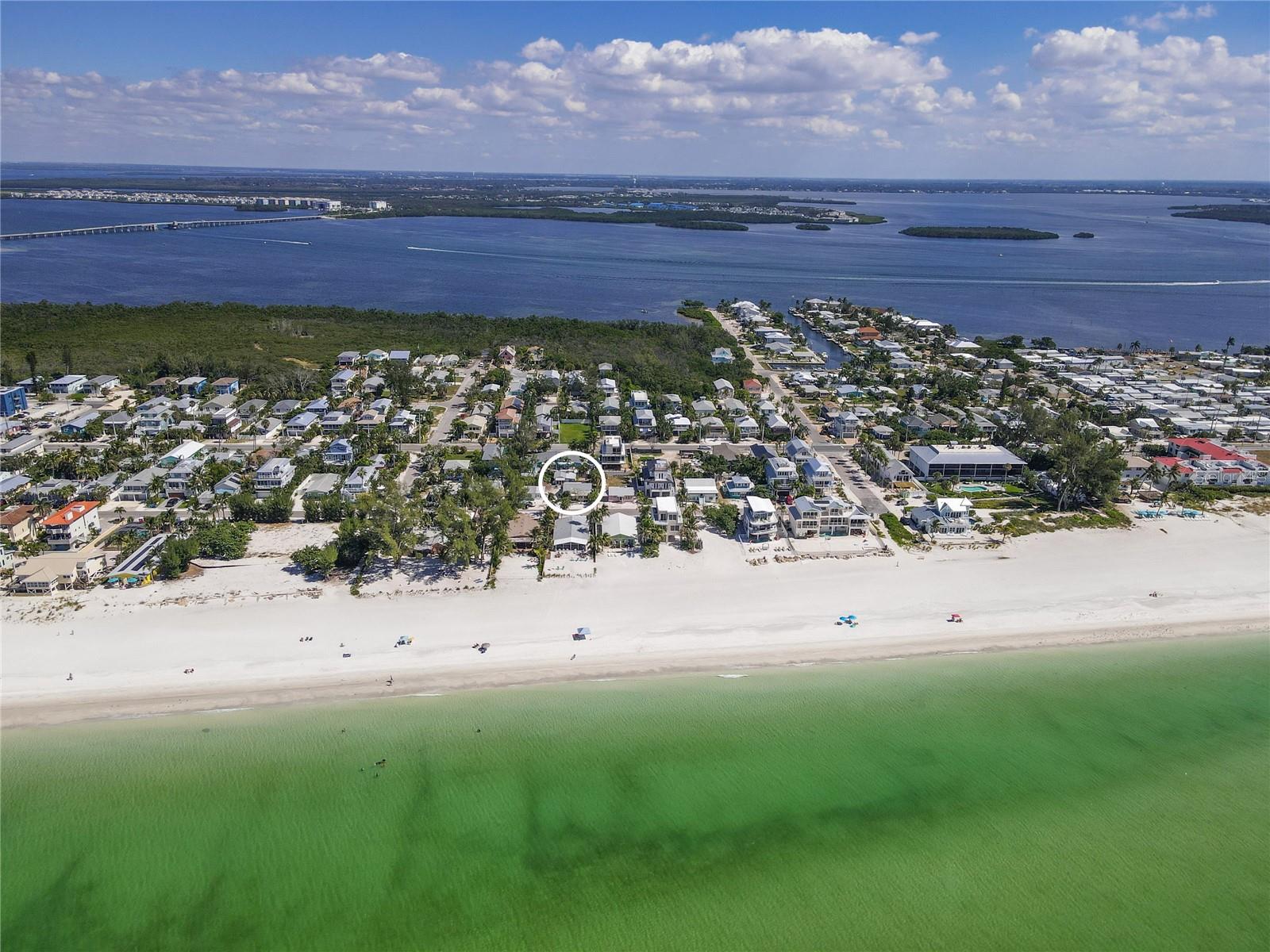 Holmes Beach, Florida, 34217, United States, 5 Bedrooms Bedrooms, ,3 BathroomsBathrooms,Residential,Active,1972187