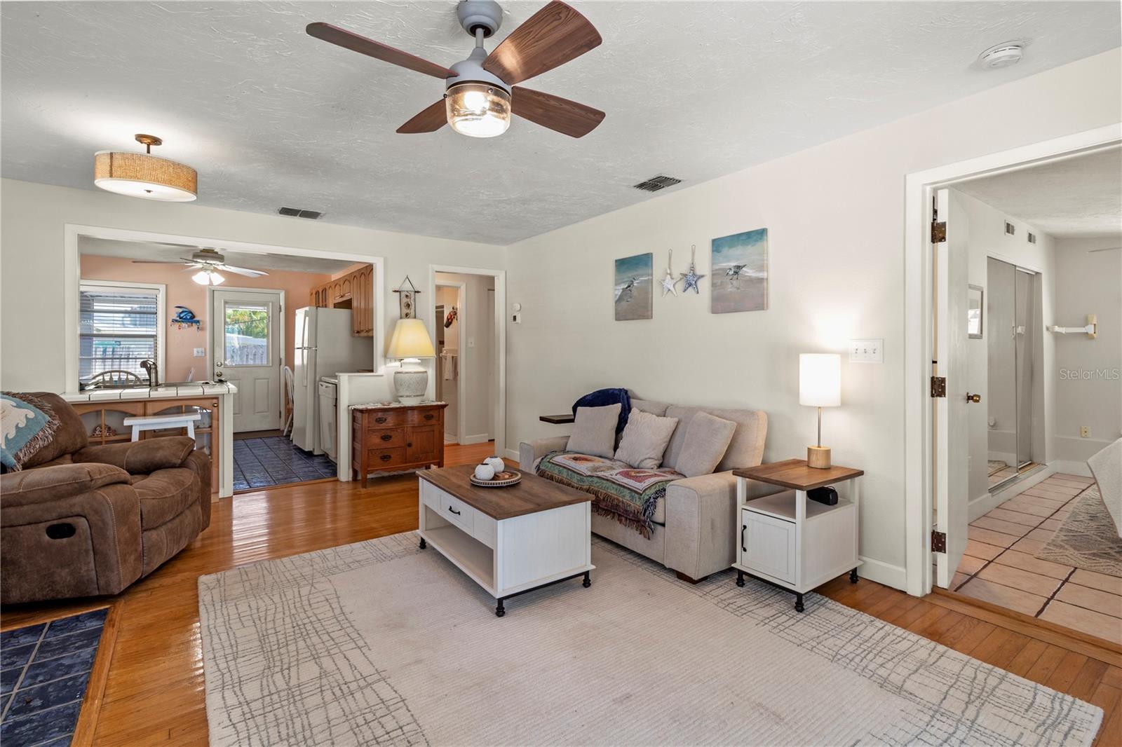 Holmes Beach, Florida, 34217, United States, 5 Bedrooms Bedrooms, ,3 BathroomsBathrooms,Residential,Active,1972187