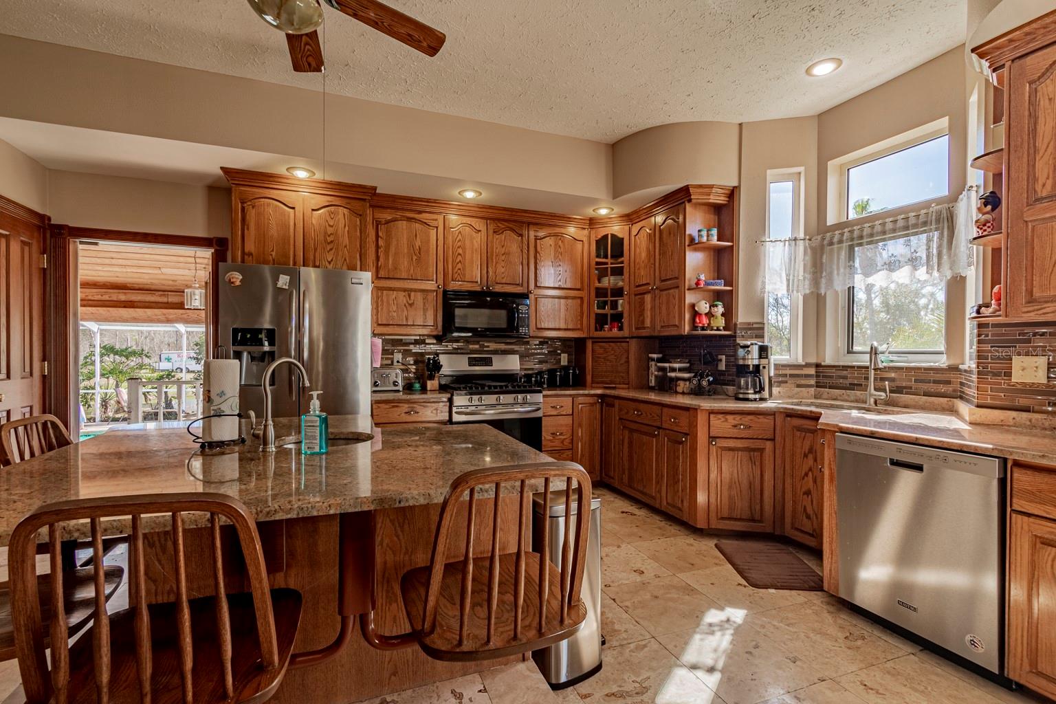 New Port Richey, Florida, 34654, United States, 4 Bedrooms Bedrooms, ,5 BathroomsBathrooms,Residential,Active,1963410