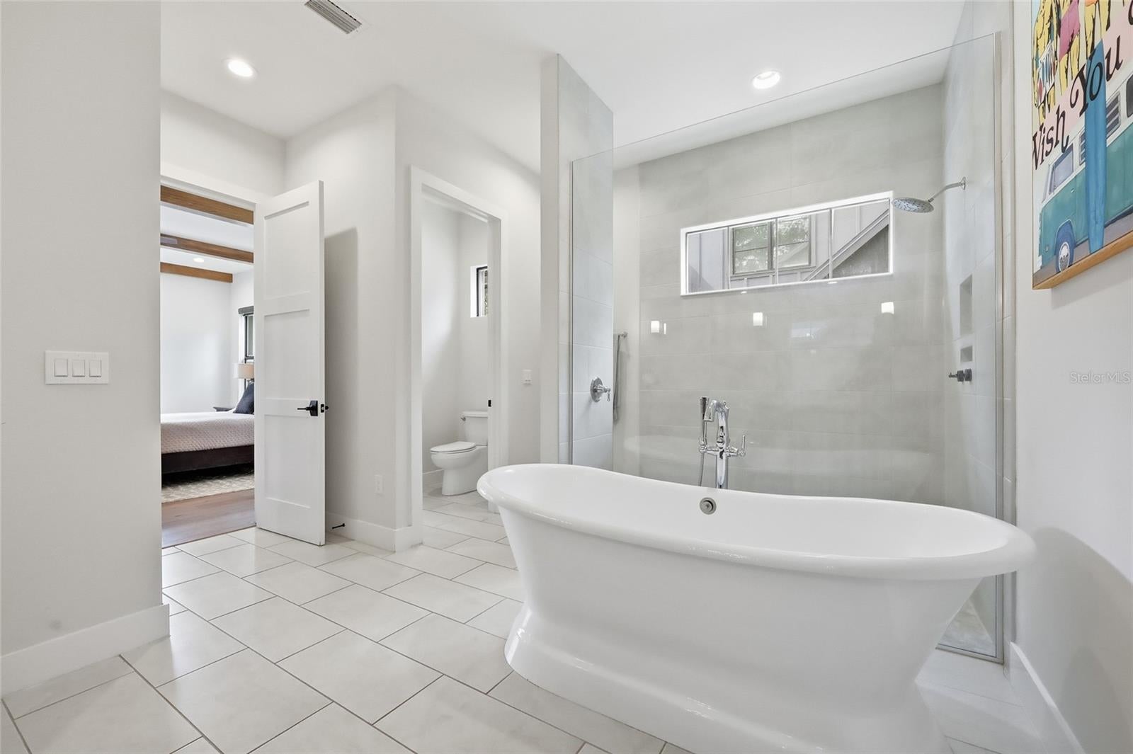 Winter Garden, Florida, 34787, United States, 5 Bedrooms Bedrooms, ,3 BathroomsBathrooms,Residential,Active,2009833