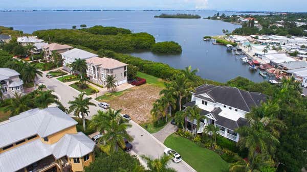 7008 HAWKS HARBOR CIR, BRADENTON, FL 34207 - Image 1