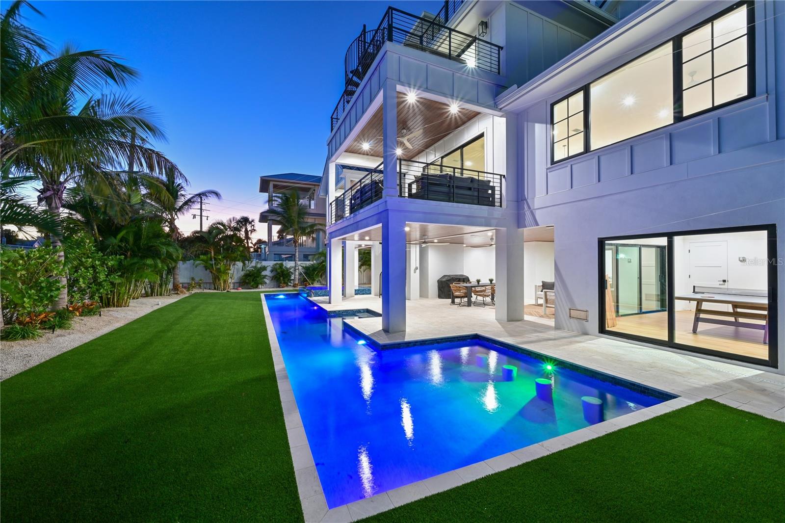 Holmes Beach, Florida, 34217, United States, 4 Bedrooms Bedrooms, ,4 BathroomsBathrooms,Residential,Active,1995267