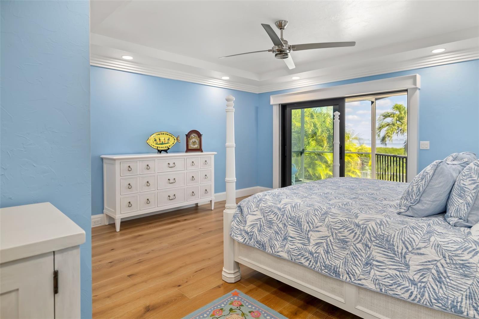 Longboat Key, Florida, 34228, United States, 3 Bedrooms Bedrooms, ,4 BathroomsBathrooms,Residential,Active,1995265