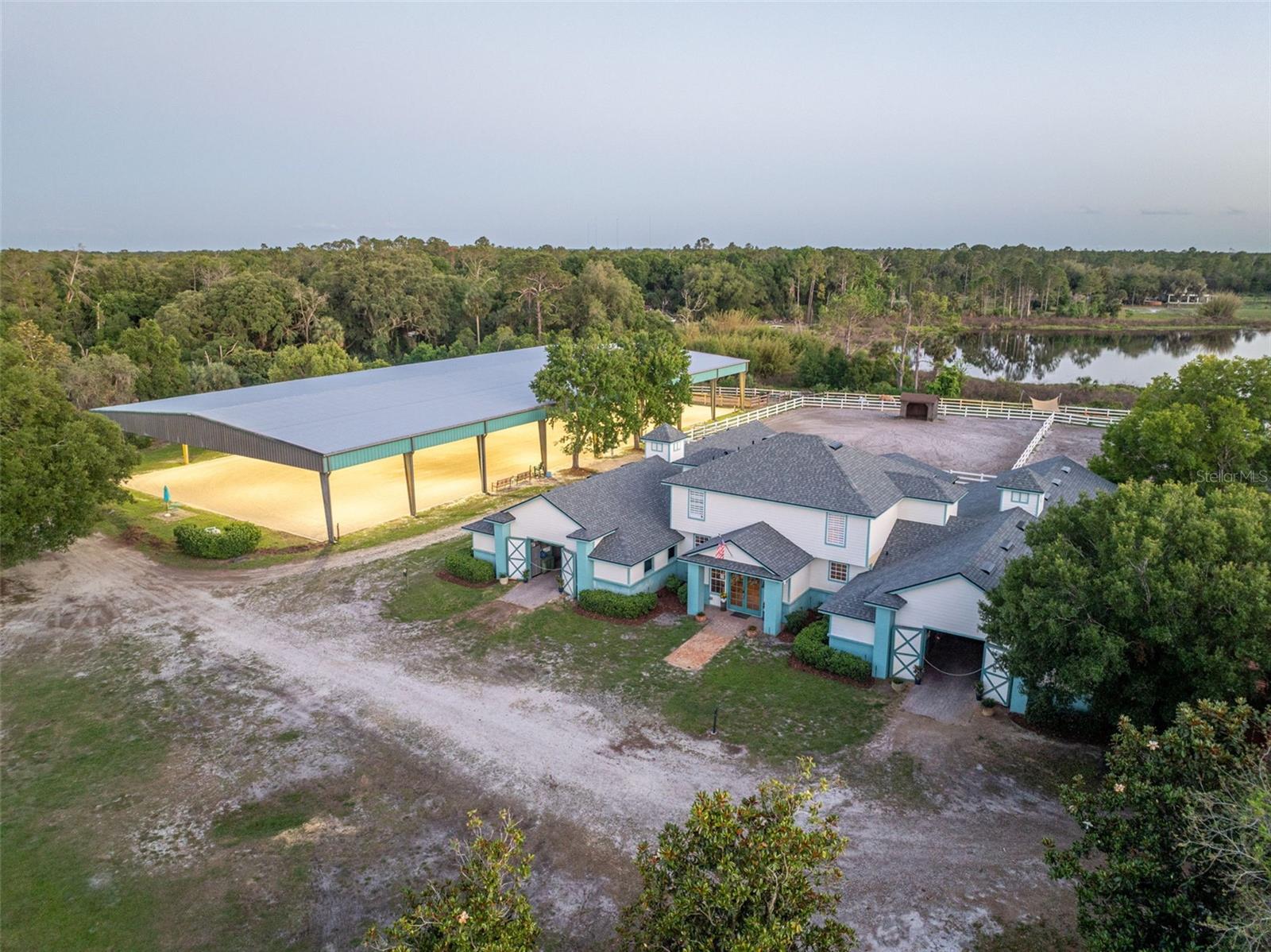Geneva, Florida, 32732, United States, 5 Bedrooms Bedrooms, ,4 BathroomsBathrooms,Residential,Active,2044197