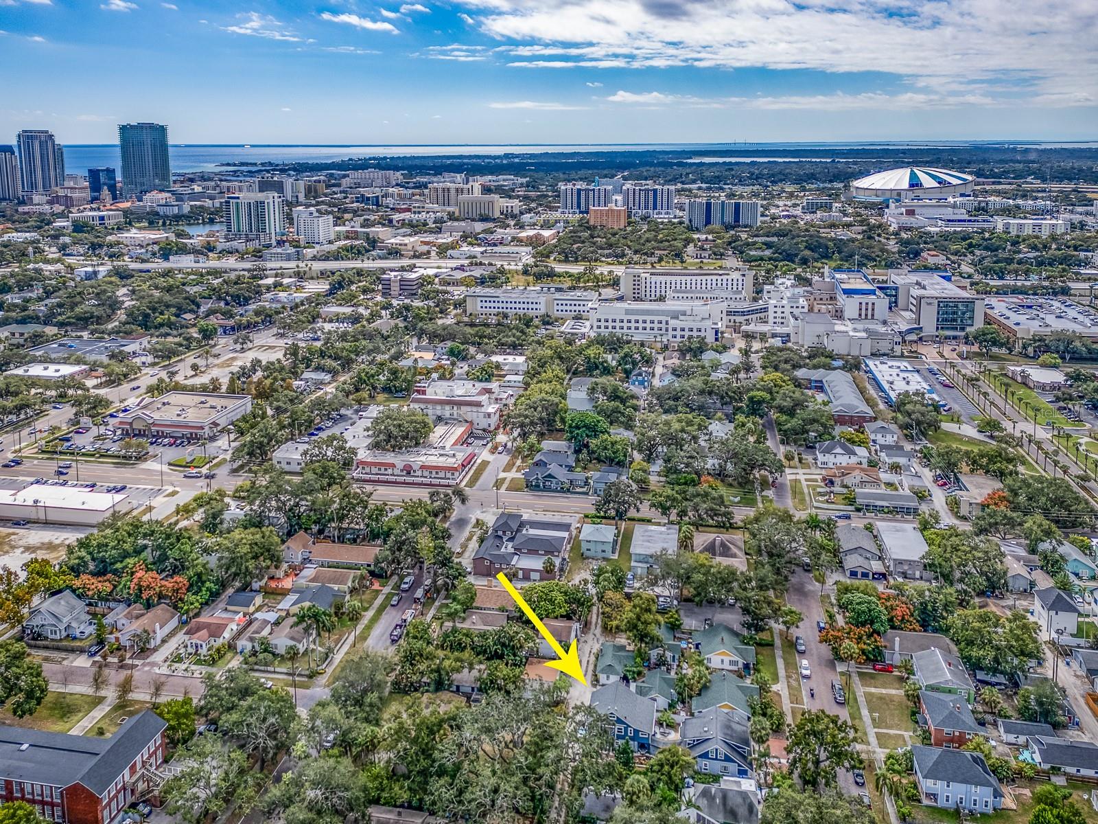 St Petersburg, Florida, 33705, United States, 6 Bedrooms Bedrooms, ,4 BathroomsBathrooms,Residential,Active,1986869