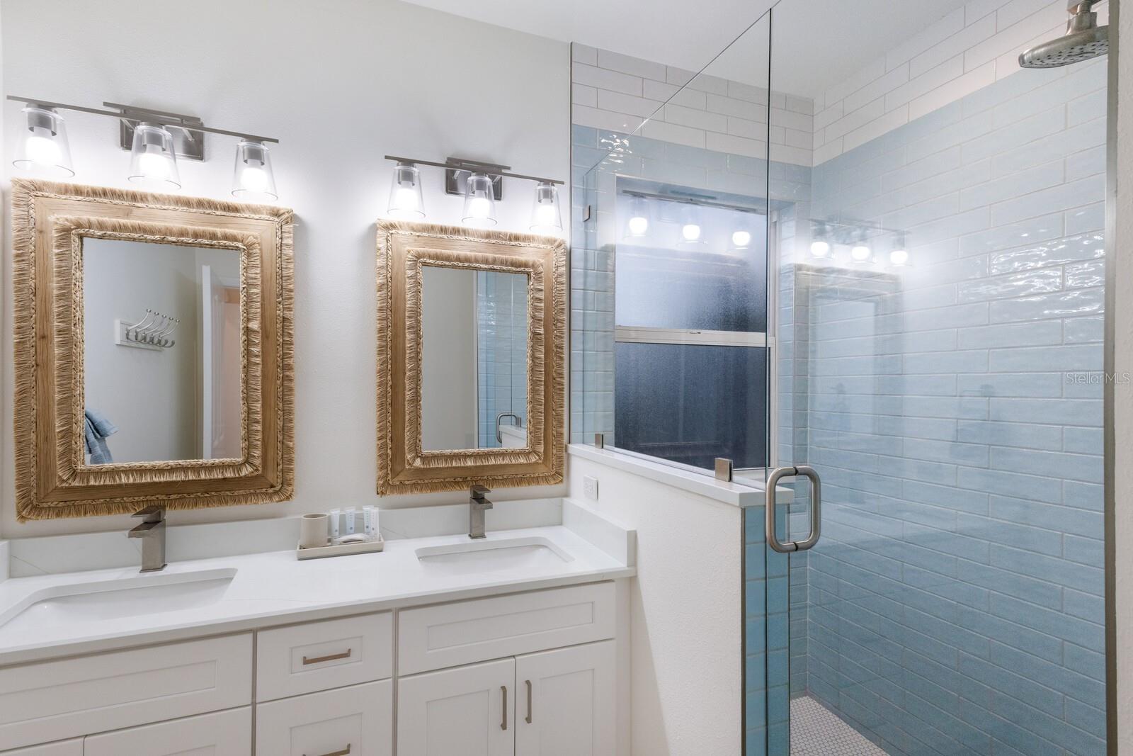 Anna Maria, Florida, 34216, United States, 5 Bedrooms Bedrooms, ,5 BathroomsBathrooms,Residential,Active,1899866