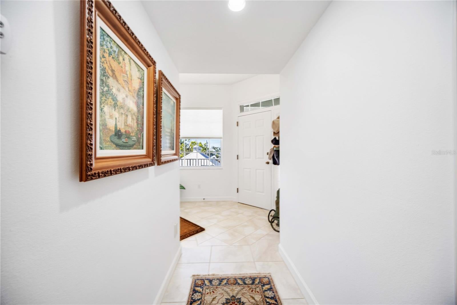 Siesta Key, Florida, 34242, United States, 3 Bedrooms Bedrooms, ,3 BathroomsBathrooms,Residential,Active,1762821