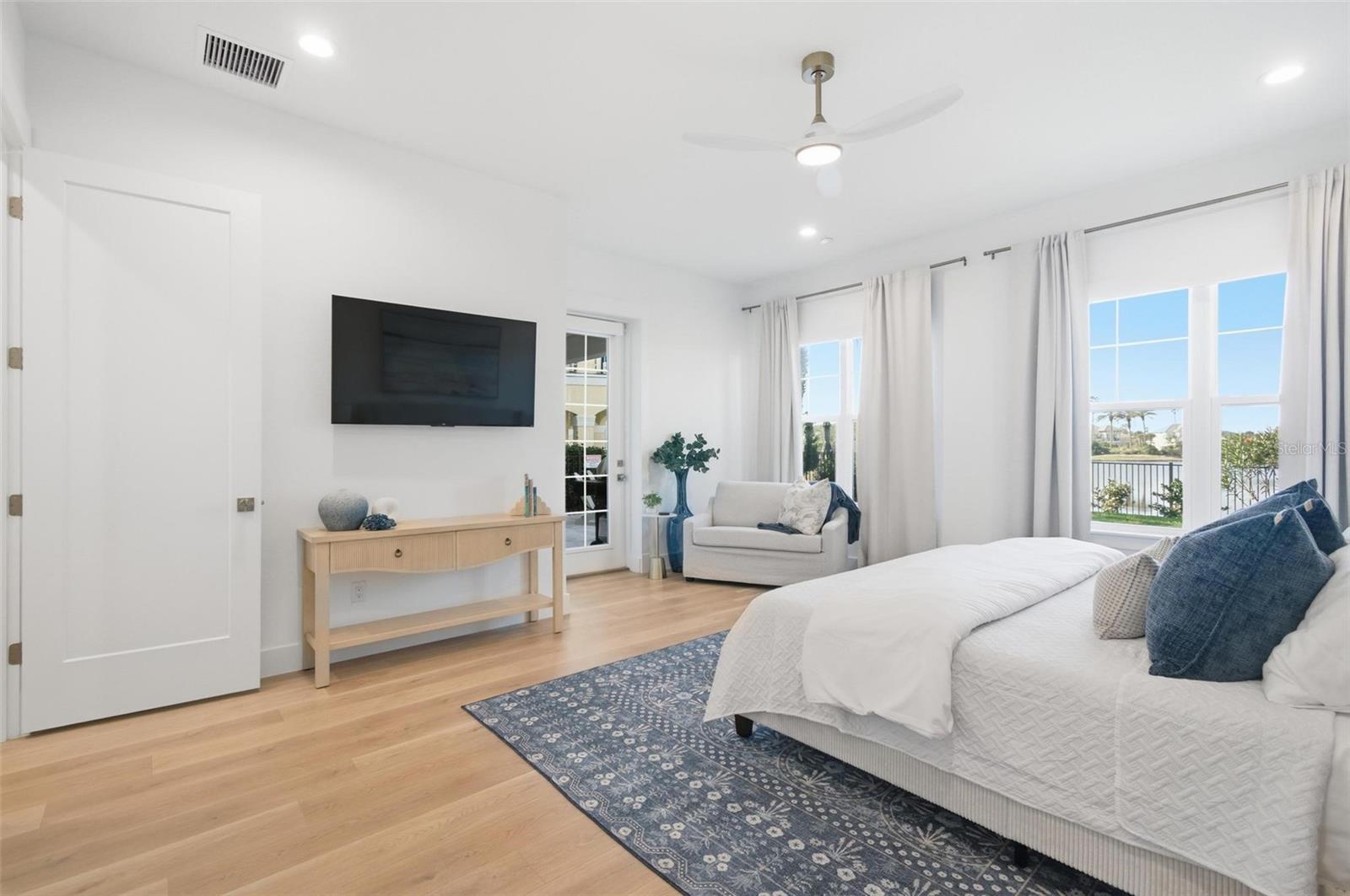 Palm Coast, Florida, 32137, United States, 5 Bedrooms Bedrooms, ,5 BathroomsBathrooms,Residential,Active,2006858