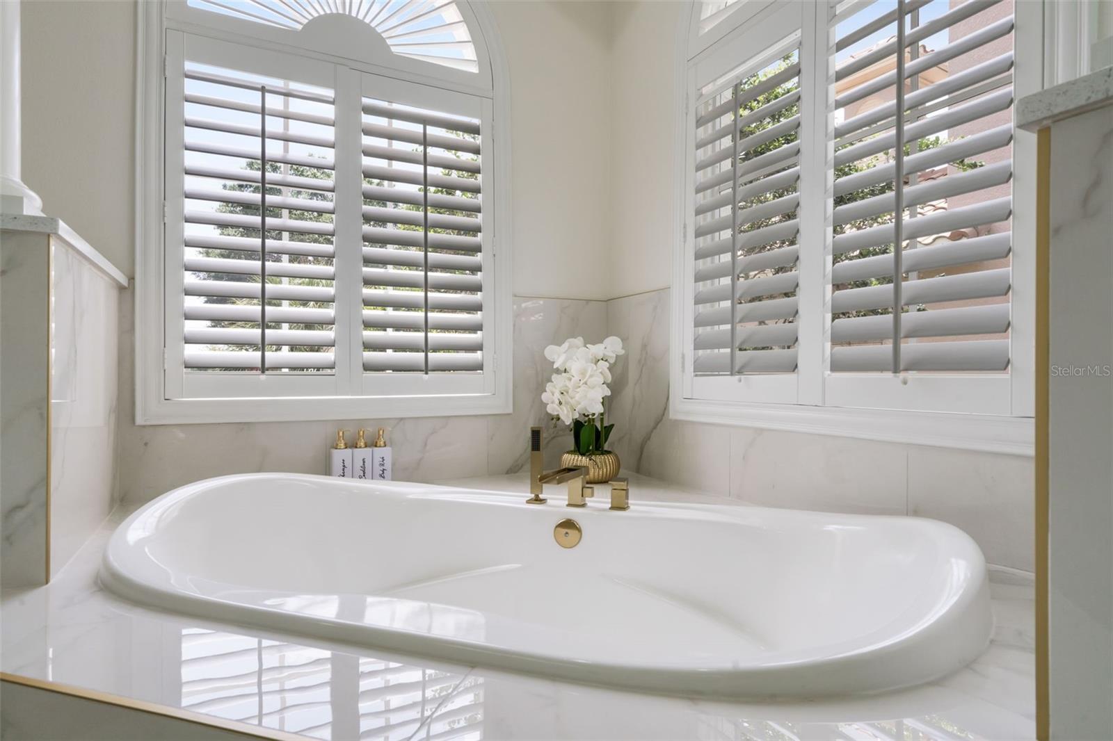 Davenport, Florida, 33837, United States, 5 Bedrooms Bedrooms, ,4 BathroomsBathrooms,Residential,Active,1963263