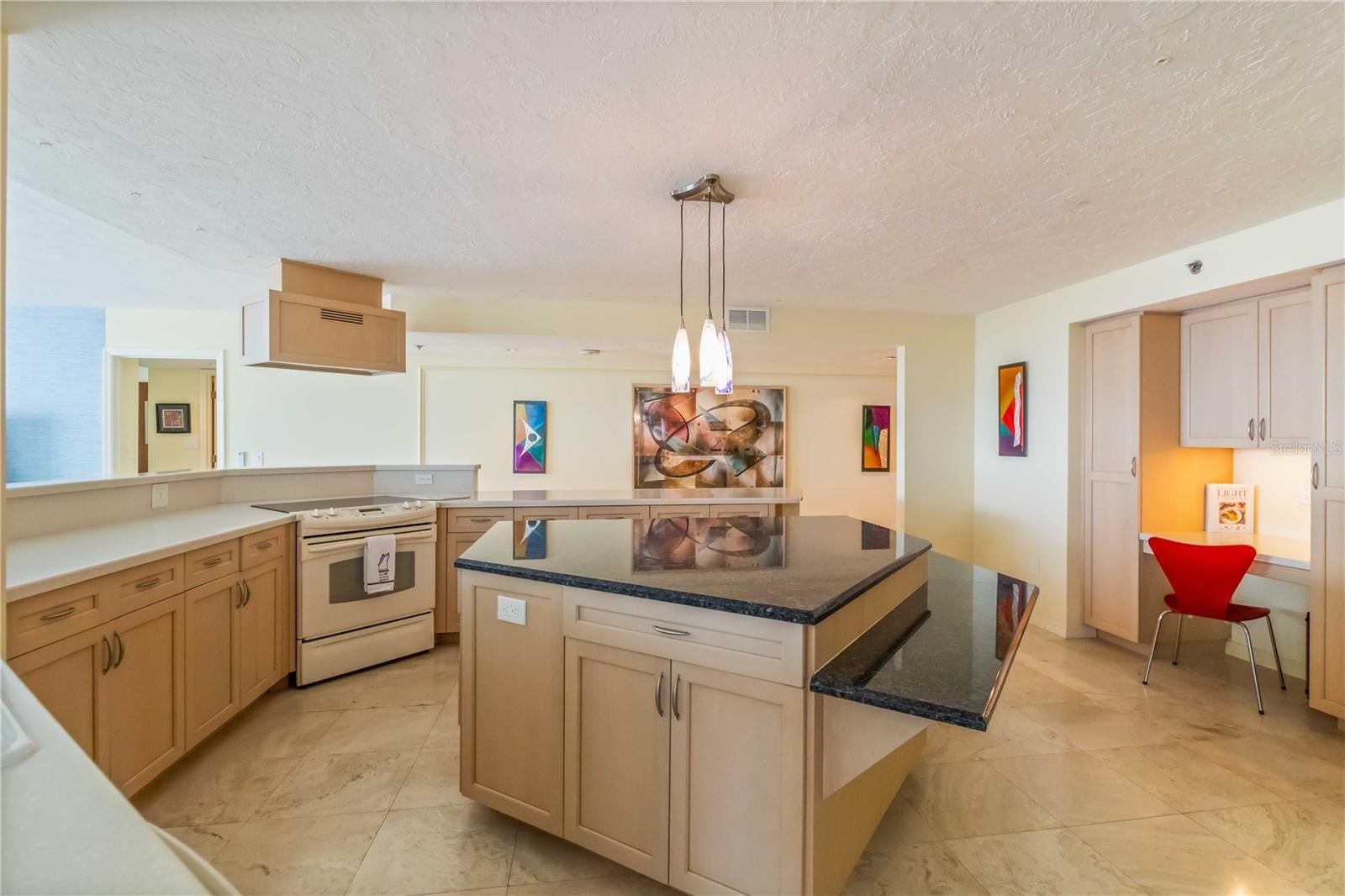 Sarasota, Florida, 34236, United States, 3 Bedrooms Bedrooms, ,3 BathroomsBathrooms,Residential,Active,1936684