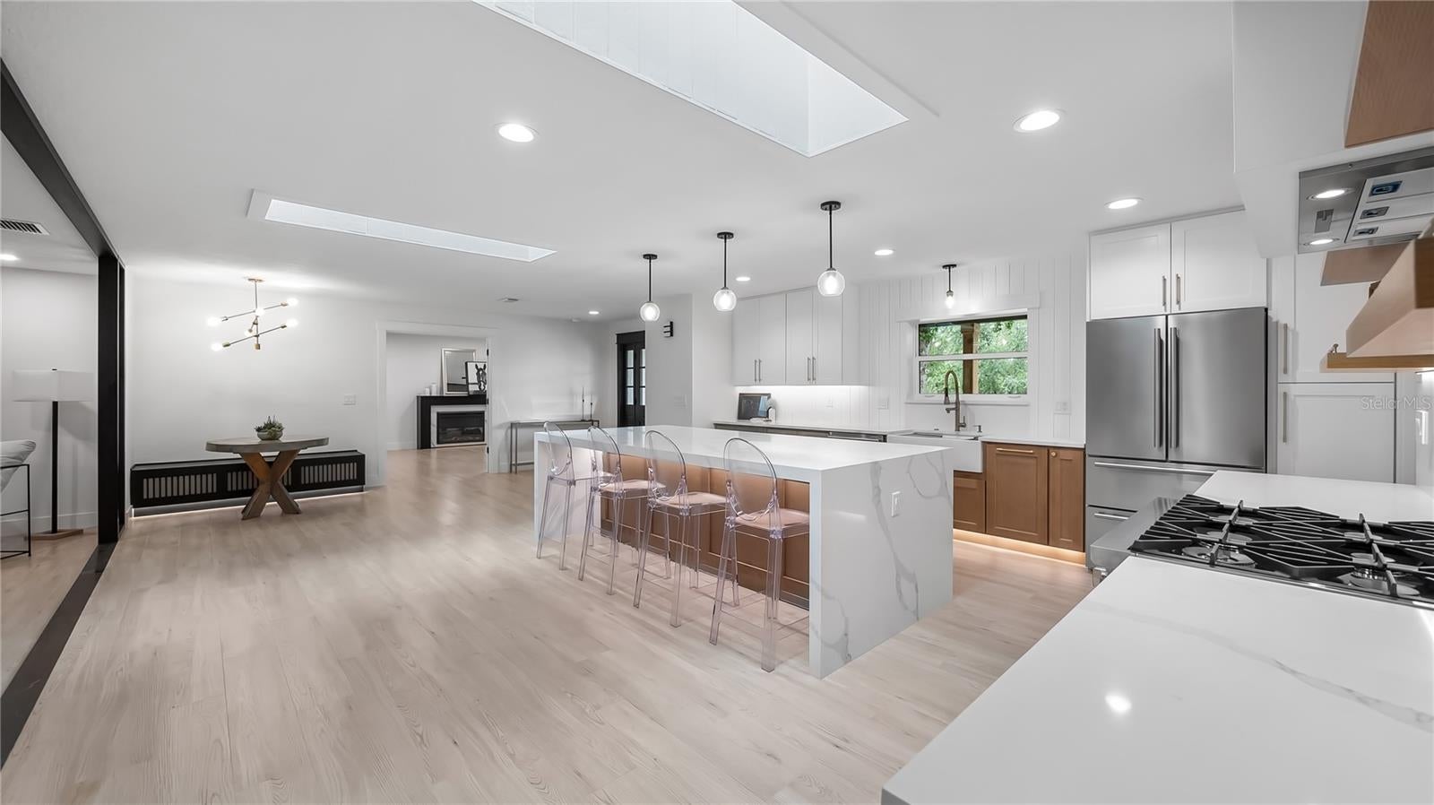 Montverde, Florida, 34756, United States, 4 Bedrooms Bedrooms, ,3 BathroomsBathrooms,Residential,Active,1904751