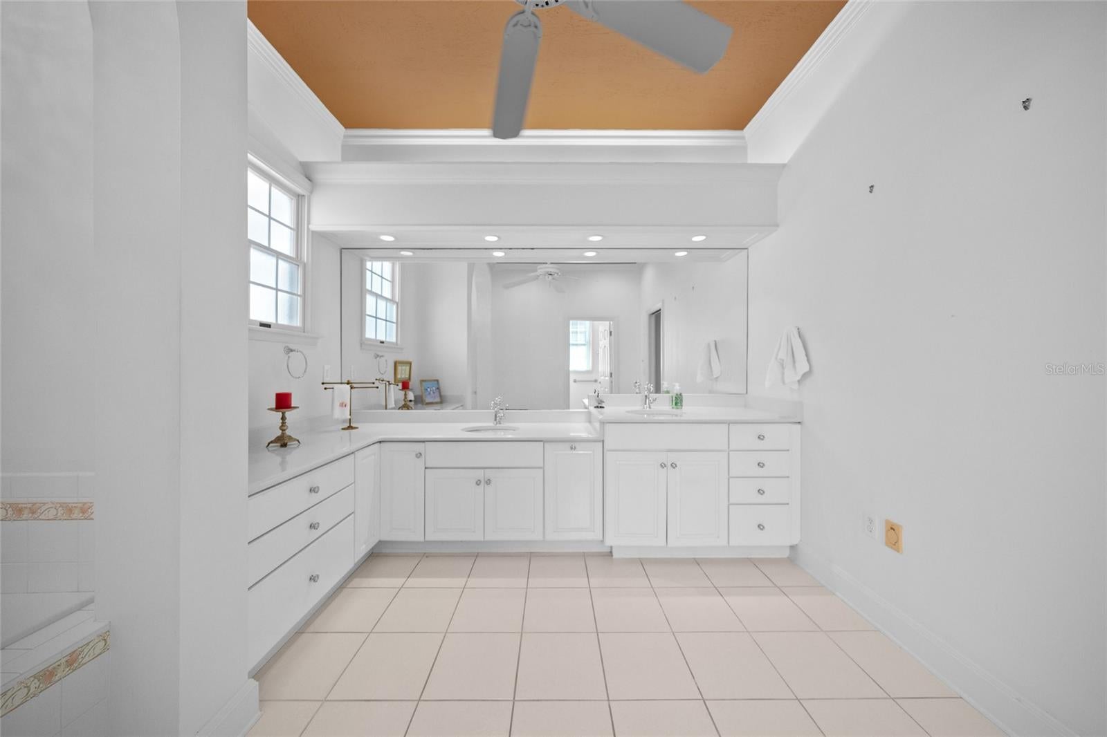 Sarasota, Florida, 34240, United States, 3 Bedrooms Bedrooms, ,3 BathroomsBathrooms,Residential,Active,2007154