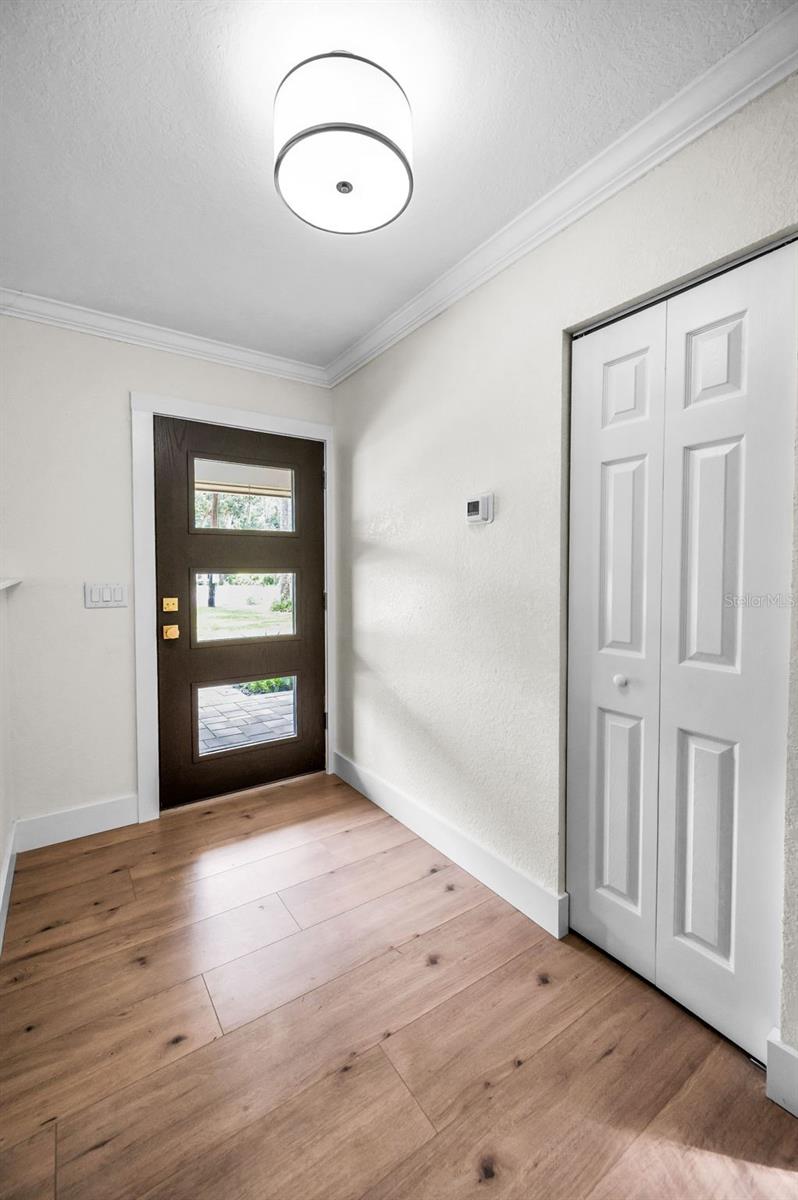 Tampa, Florida, 33609, United States, 4 Bedrooms Bedrooms, ,4 BathroomsBathrooms,Residential,Active,1880304