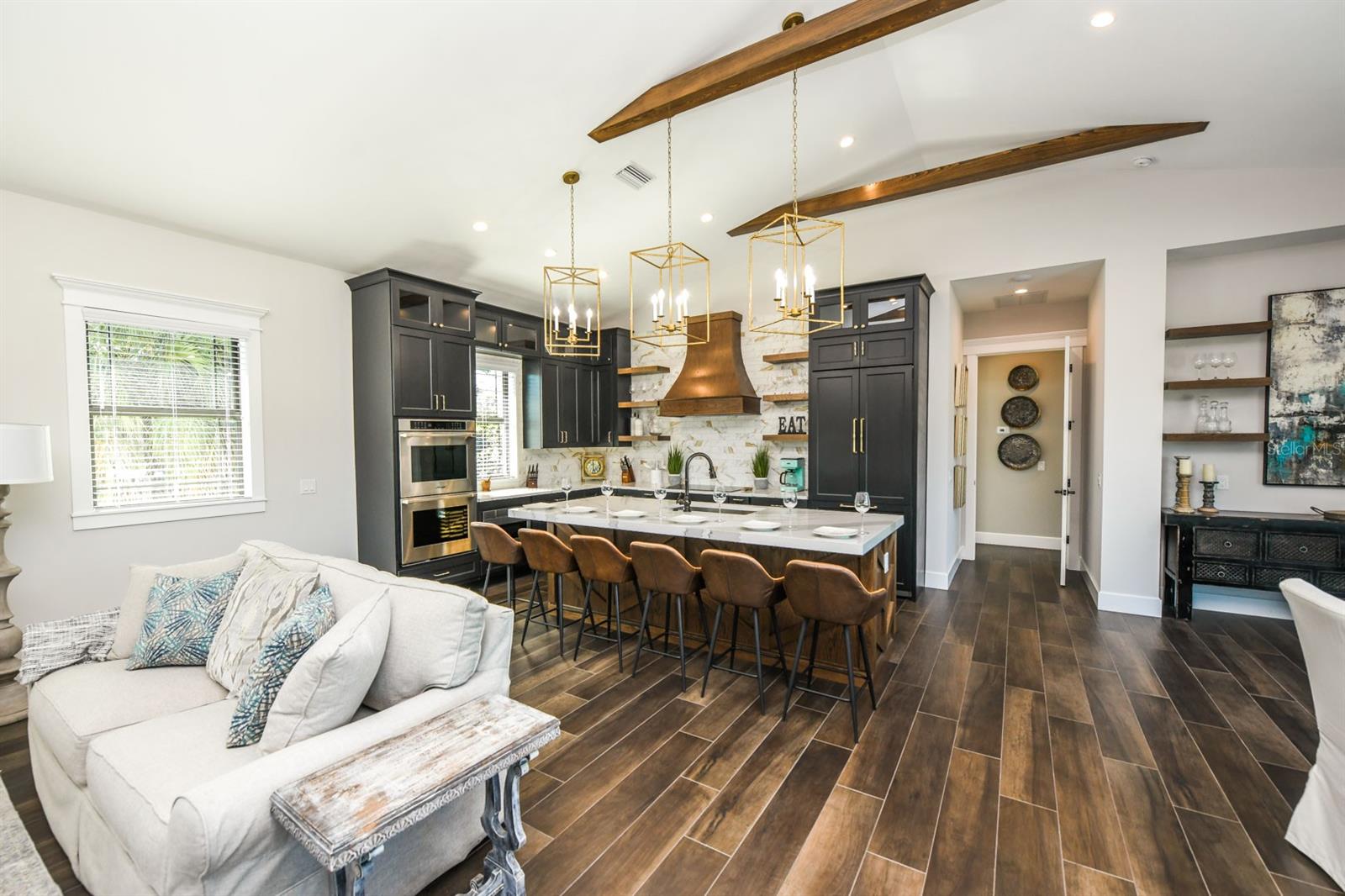 Sarasota, Florida, 34236, United States, 6 Bedrooms Bedrooms, ,6 BathroomsBathrooms,Residential,Active,1831859