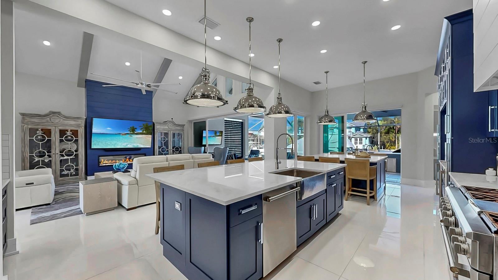 Apollo Beach, Florida, 33572, United States, 4 Bedrooms Bedrooms, ,3 BathroomsBathrooms,Residential,Active,2001368