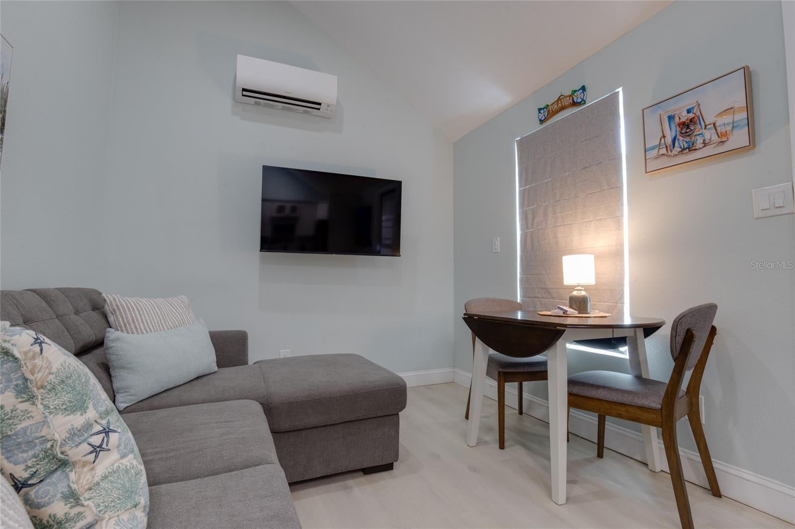 Dunedin, Florida, 34698, United States, 3 Bedrooms Bedrooms, ,3 BathroomsBathrooms,Residential,Active,2009176