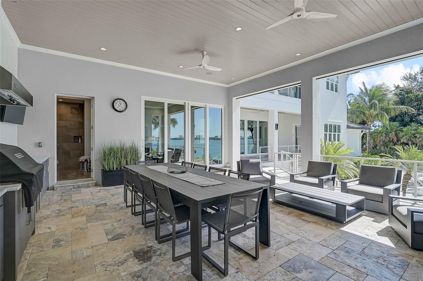 Sarasota, Florida, 34236, United States, 5 Bedrooms Bedrooms, ,6 BathroomsBathrooms,Residential,Active,1972132