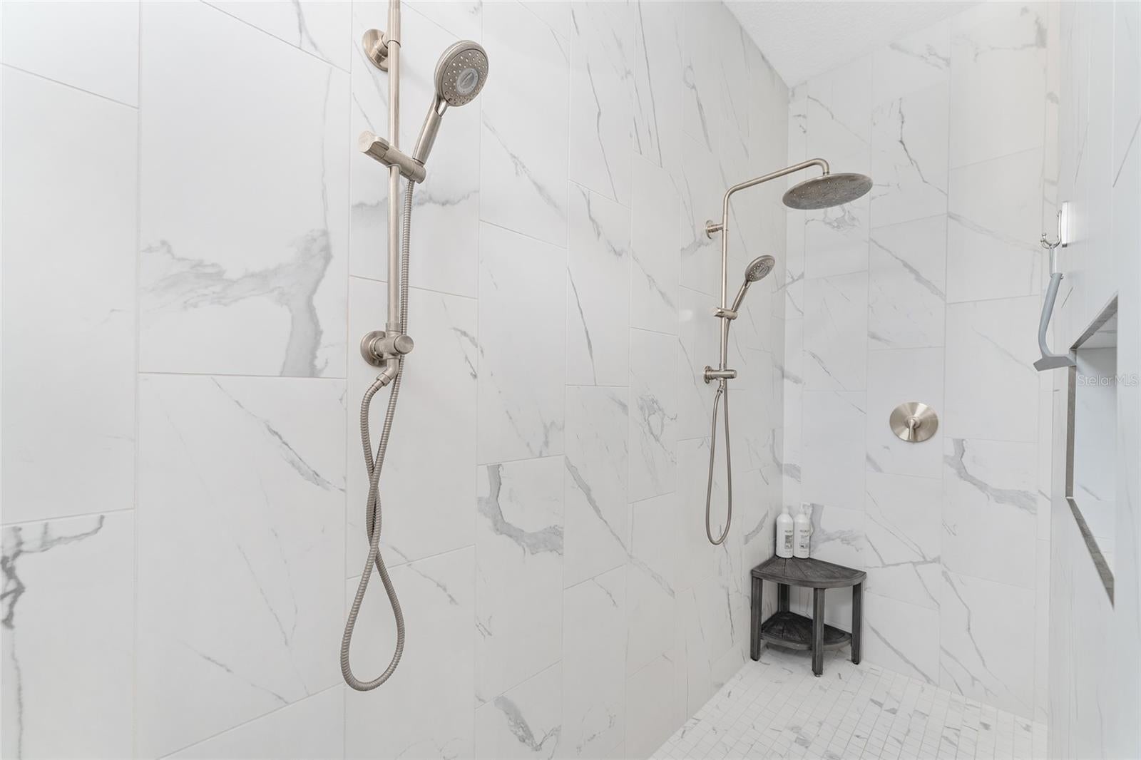 Oxford, Florida, 34484, United States, 4 Bedrooms Bedrooms, ,3 BathroomsBathrooms,Residential,Active,1936399